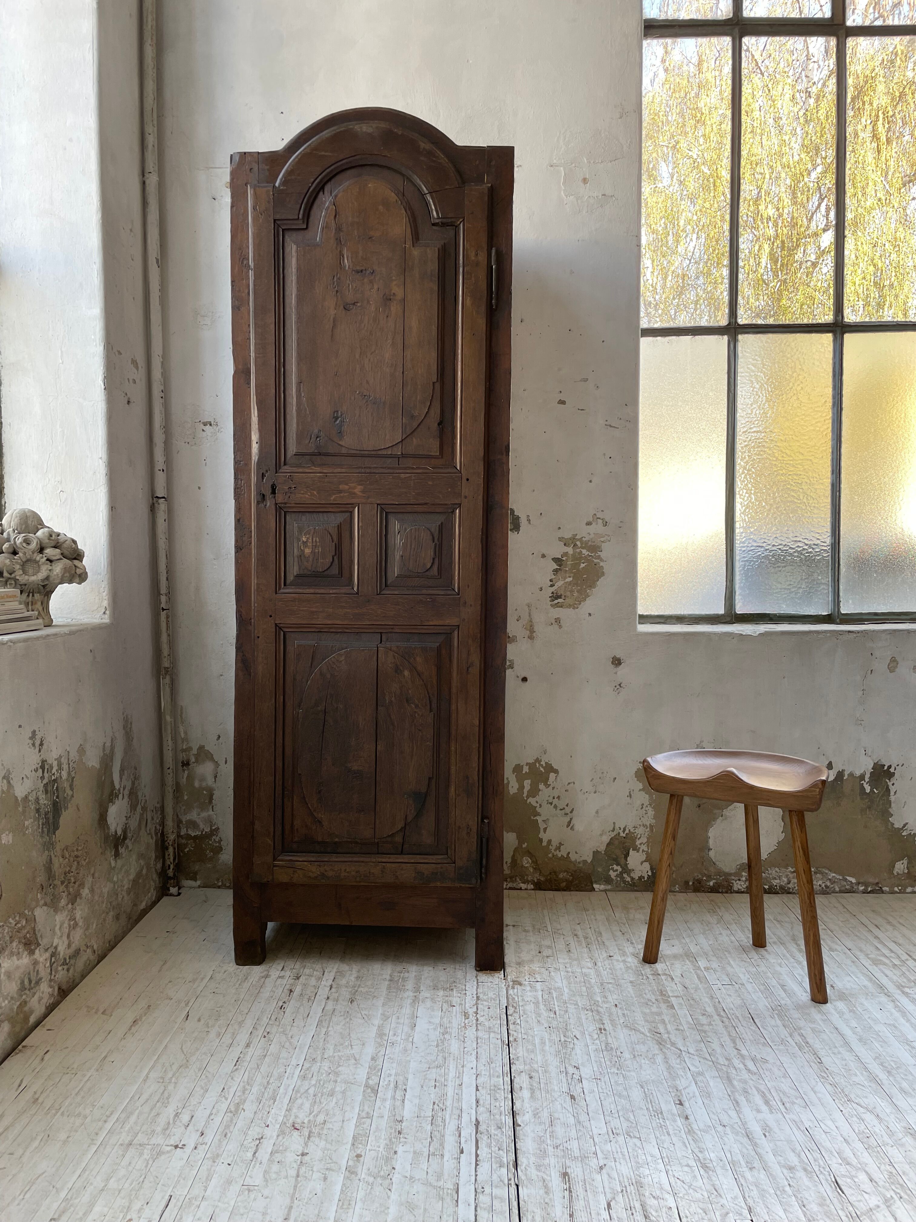 Savoyard solid oak cabinet XVIIIth