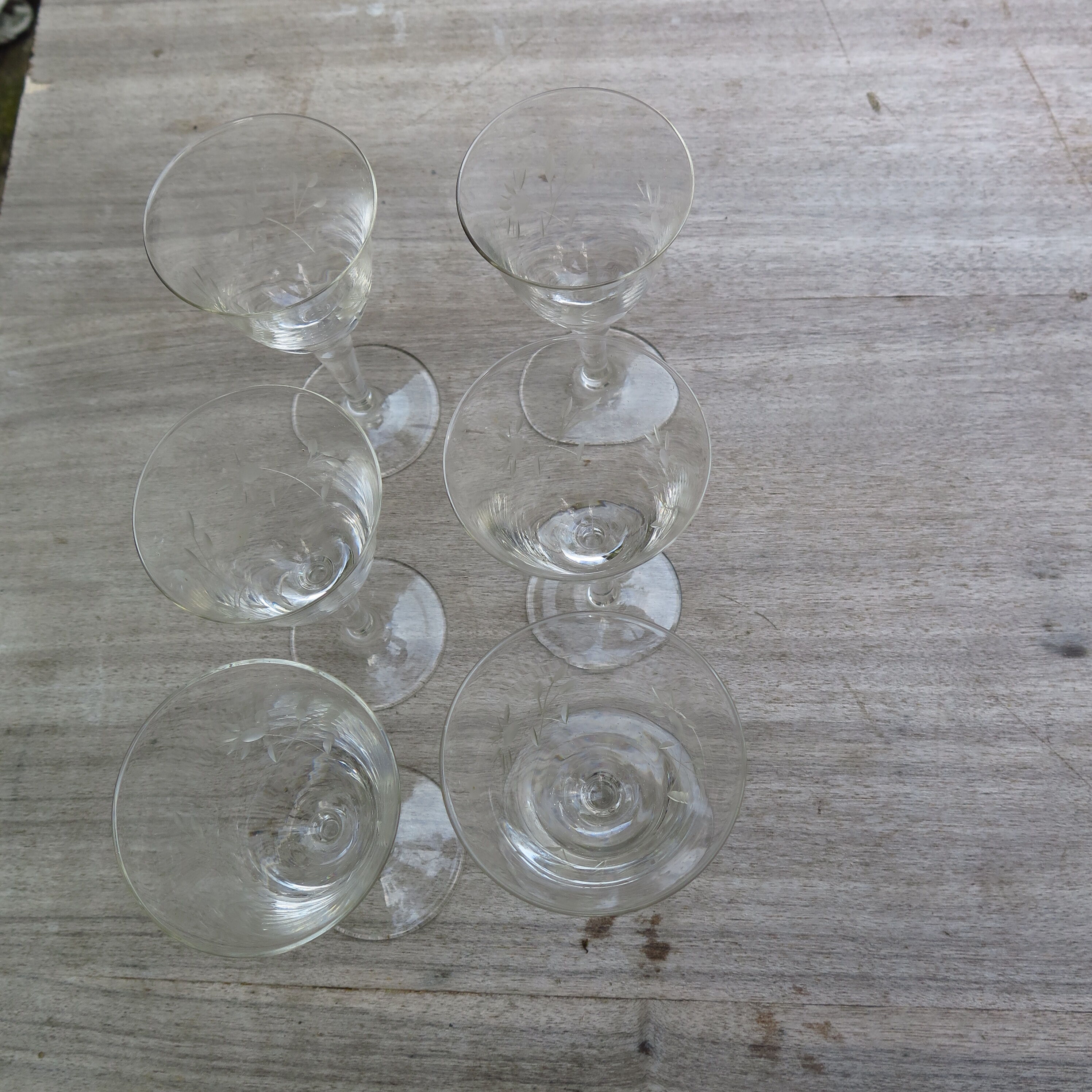 Set of 6 glasses aperitif crystal engraved nineteenth