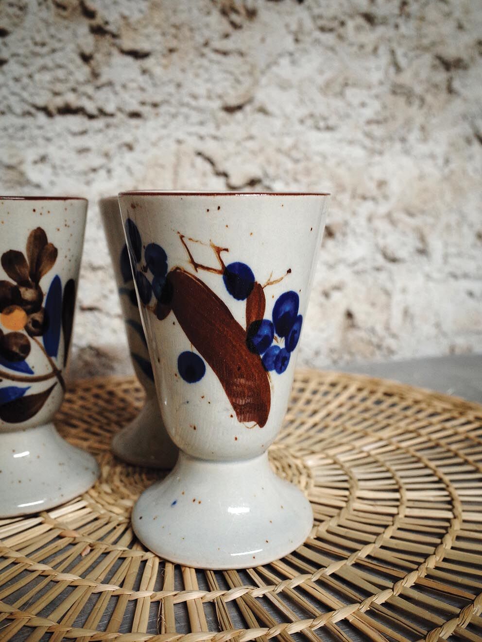 Set of 3 mazagrans in glazed sandstone floral decoration