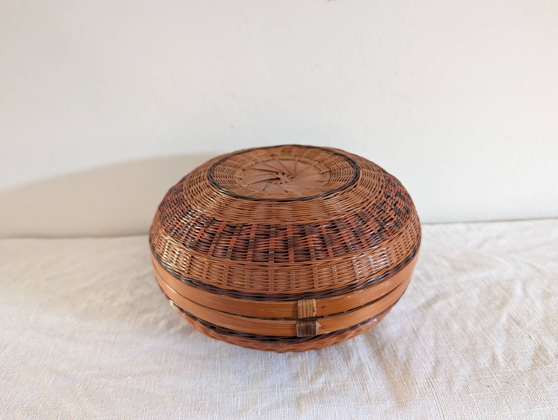 Set of three nesting bamboo boxes – China – 1980s
