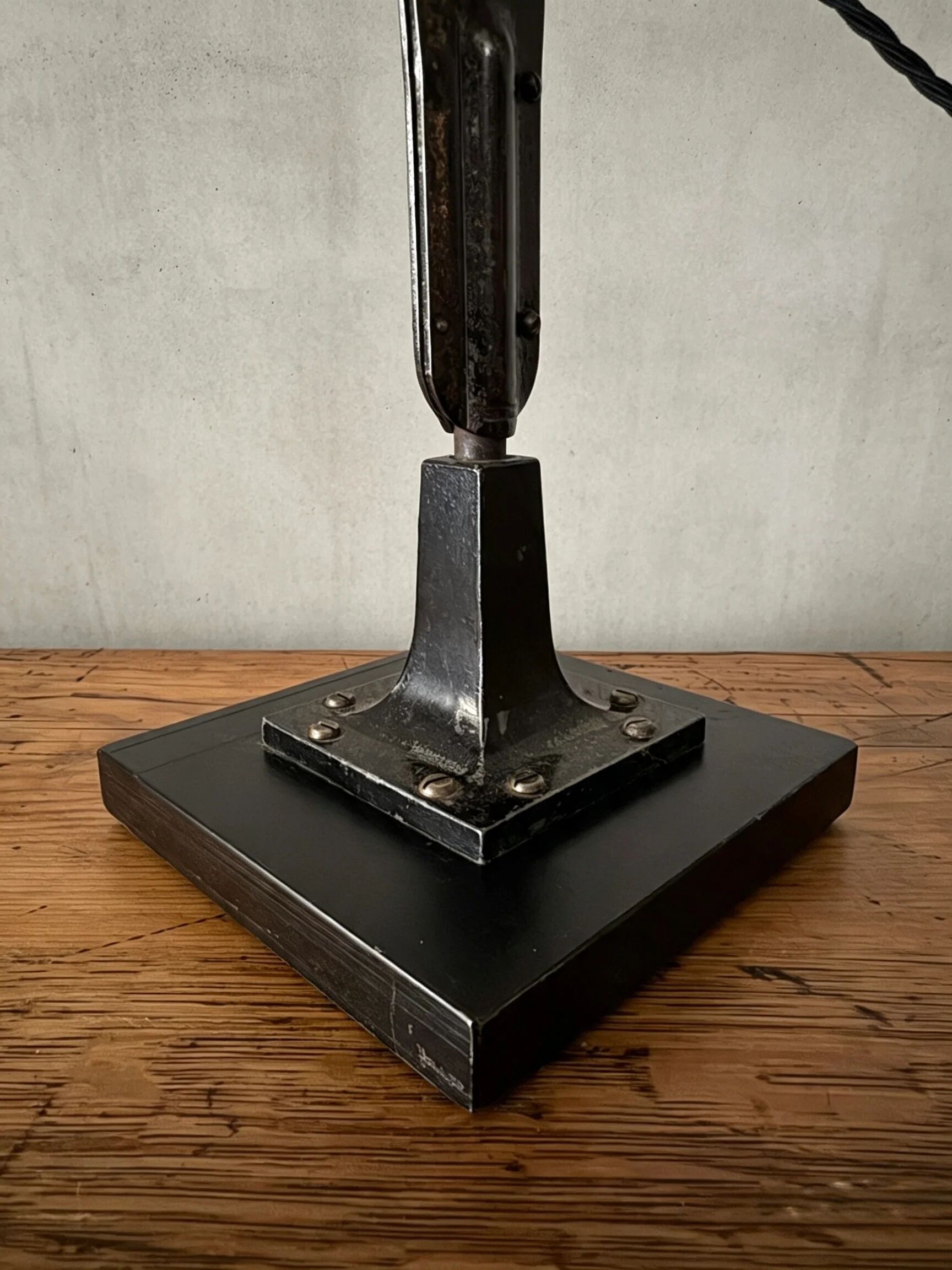 1930s Waligraph Zonalite Task Lamp