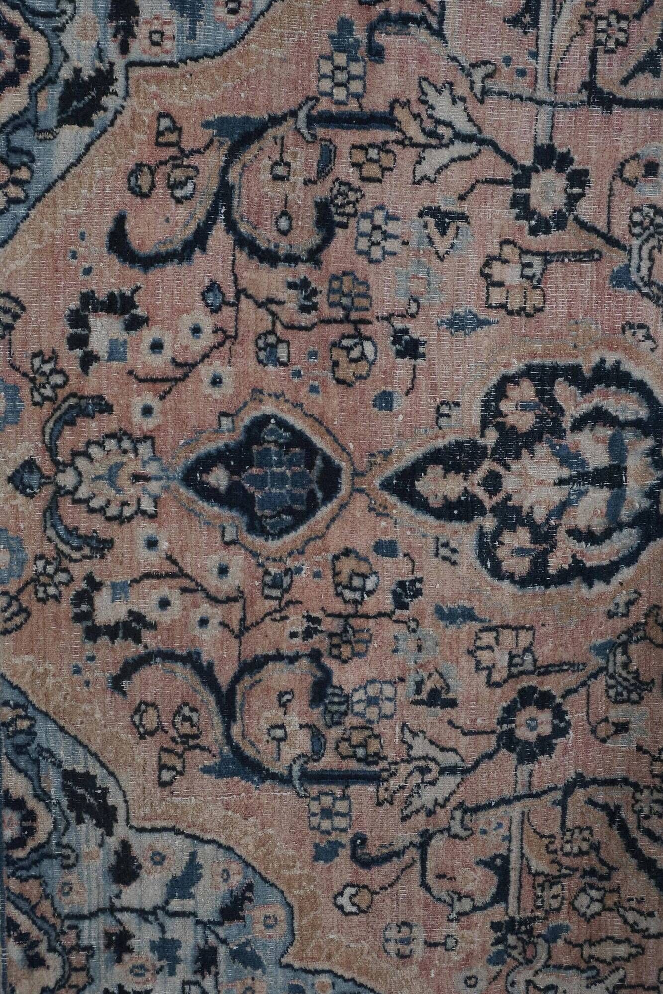Vintage handmade Turkish rug 290x375 cm