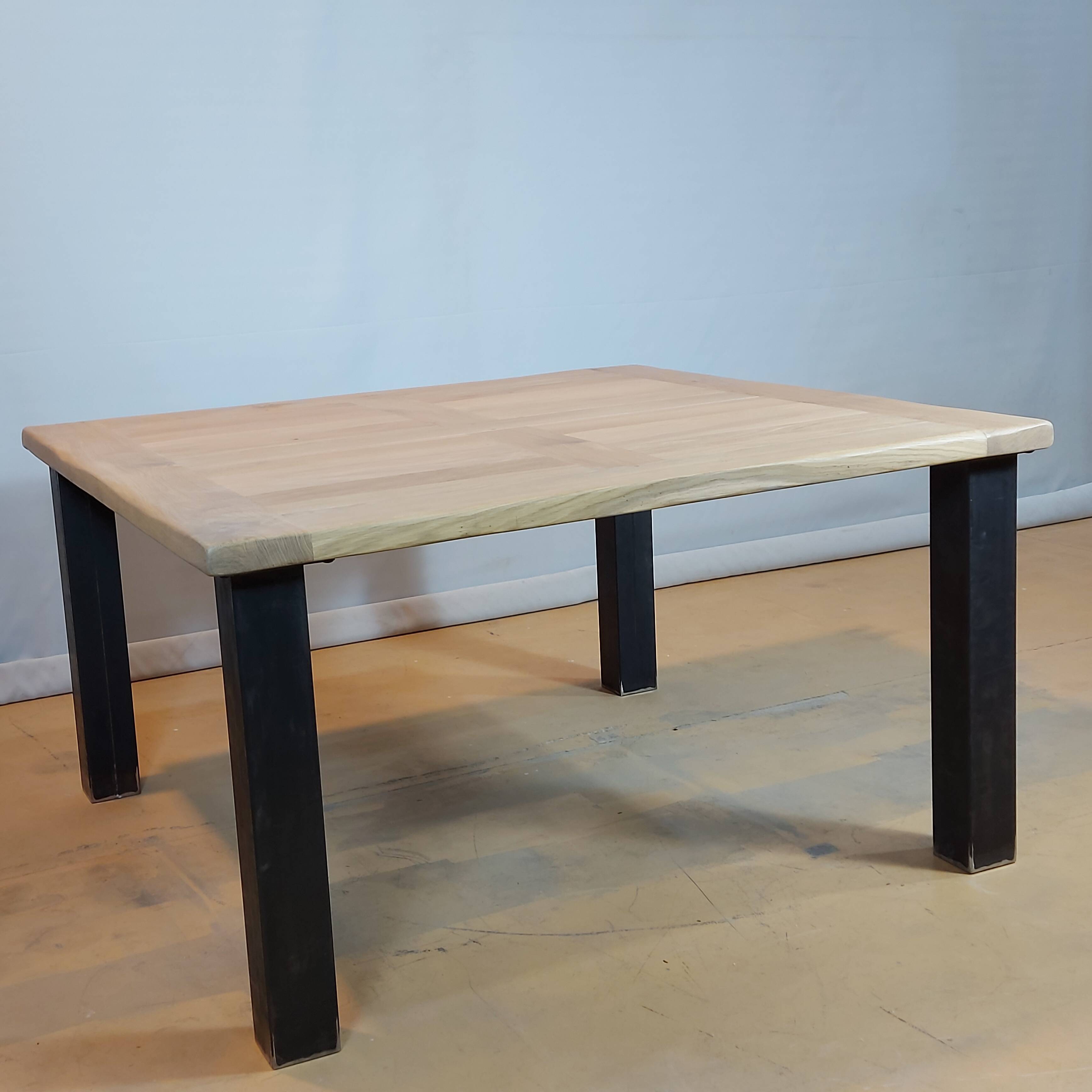 Solid oak farmhouse table metal feet