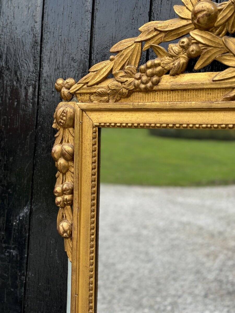 Large Louis XVI Mirror in Carved and Gilded Wood, France, 18th Century
