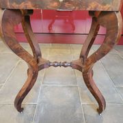 Mahogany burr hairdresser, Restoration period, around 1820.