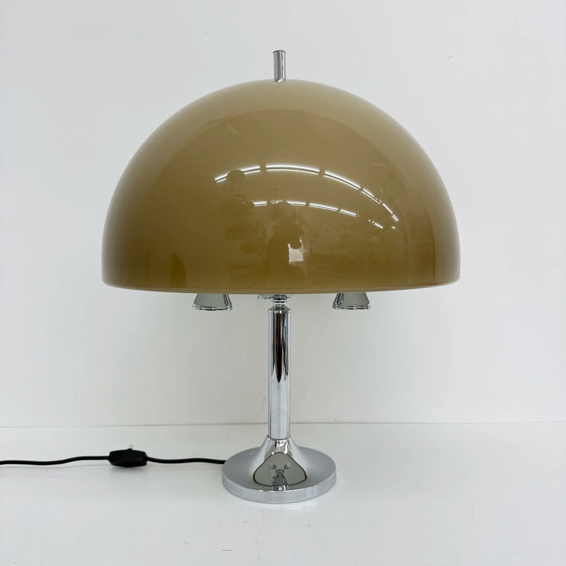 Mid-century mushroom table lamp with chrome base, 1970s