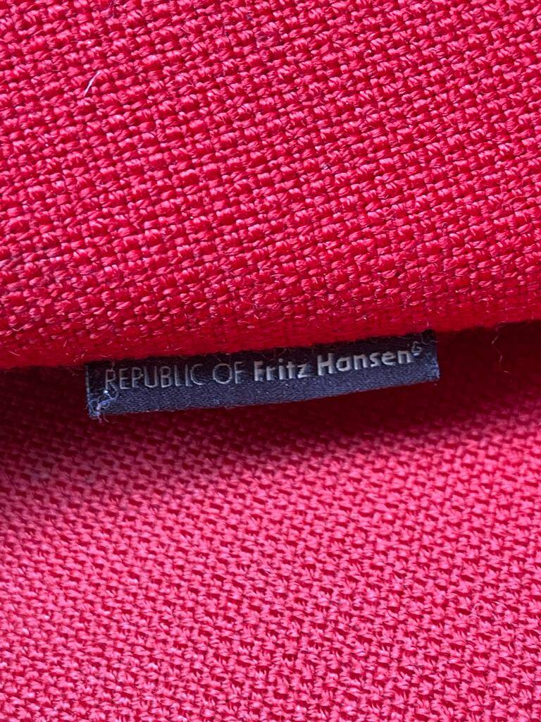 Egg by Arne Jacobsen