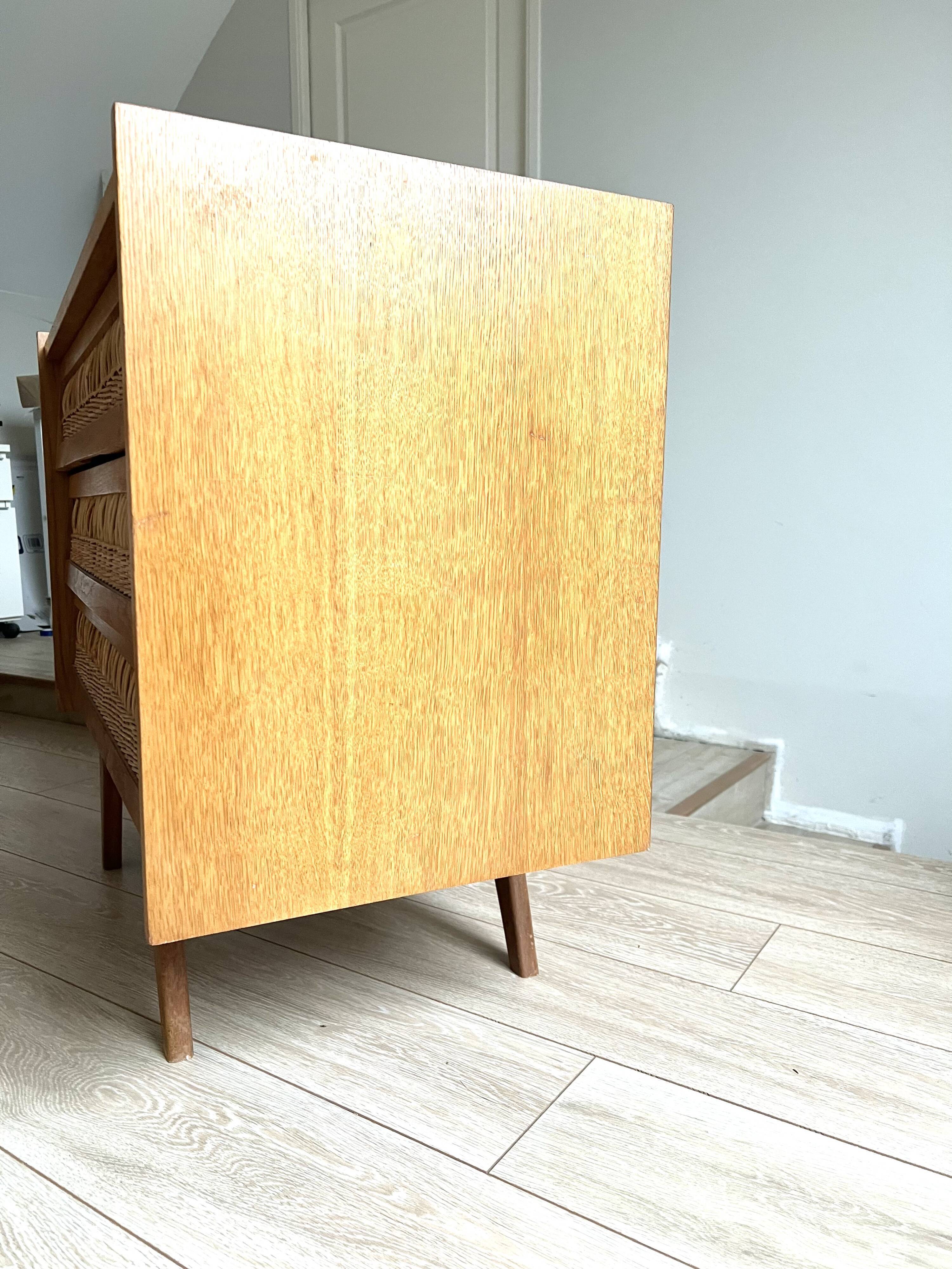 Commode bois et rotin