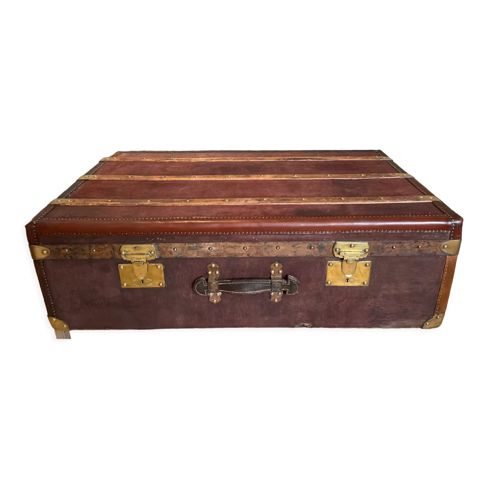 Old trunk Moynat