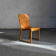Ensemble de 6 chaises de salle à manger par Axel Larsson