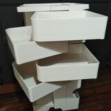 Joe Colombo - serves Boby Trolley