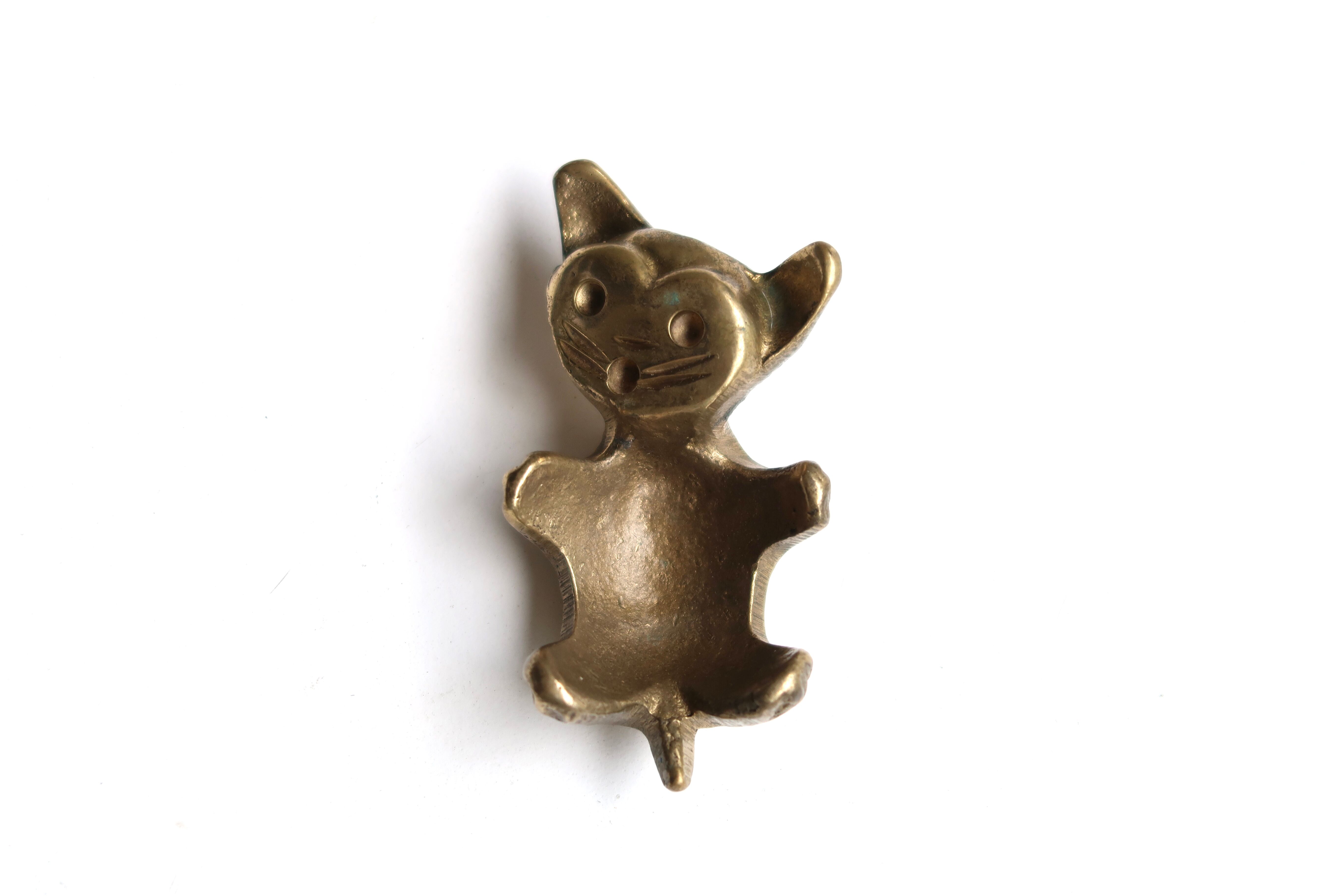 Walter Bosse cat shell in bronze, 60s