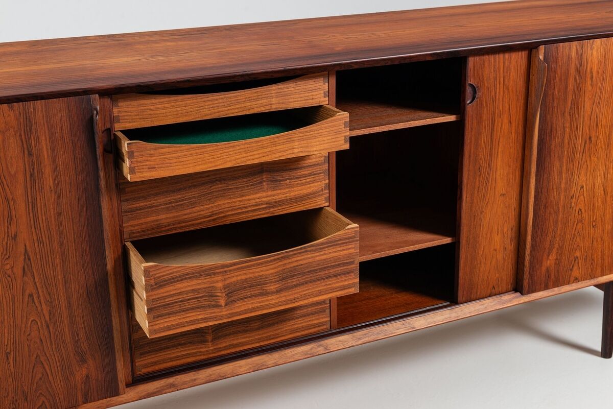 Henry Rosengren Hansen sideboard rosewood Denmark 1960