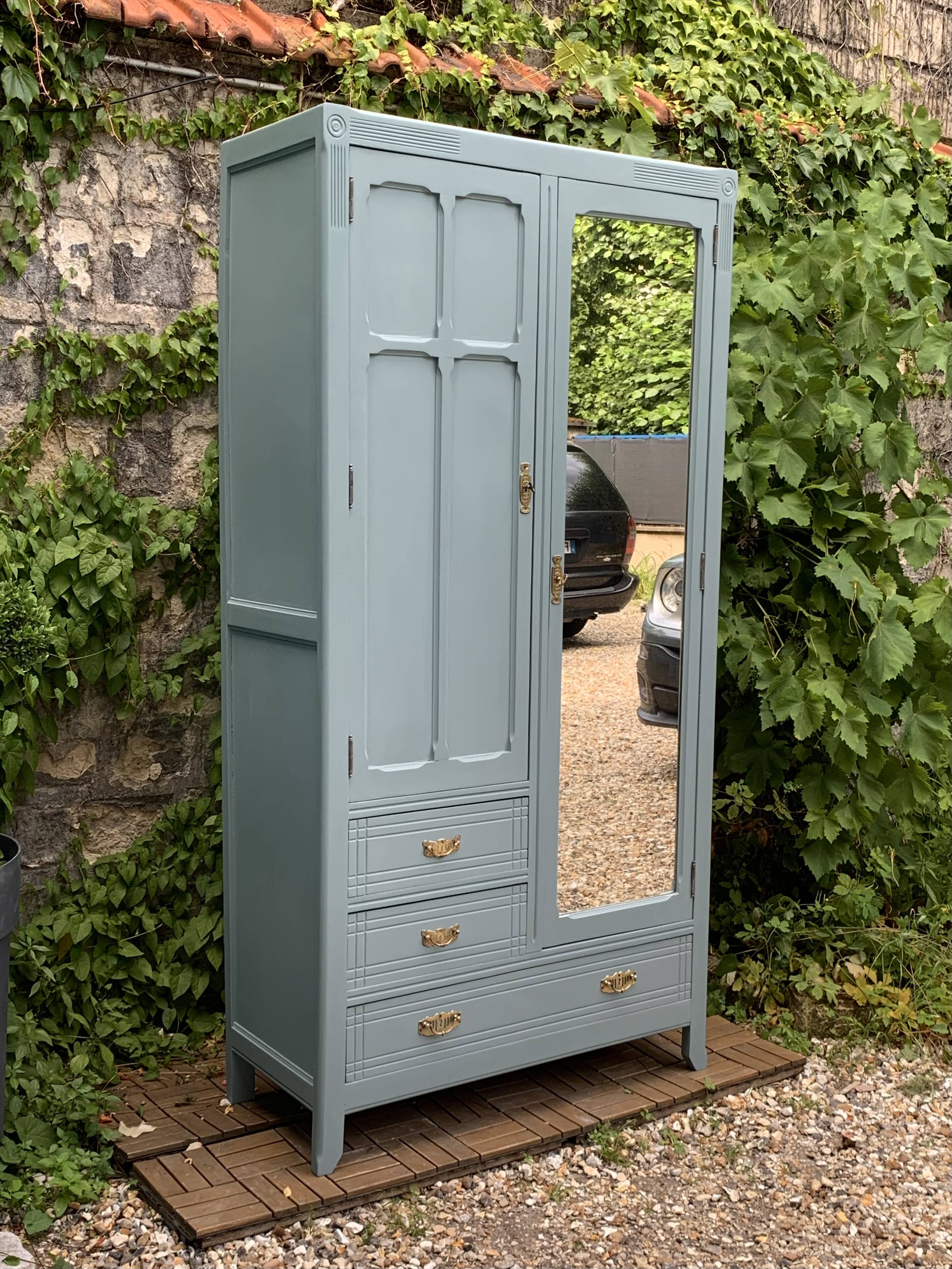 Parisian art deco hotel wardrobe 1930