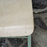 Set de 4 chaises vertes géométriques style école
