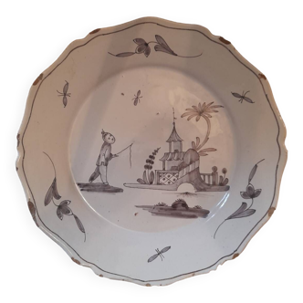 18th century earthenware plate.