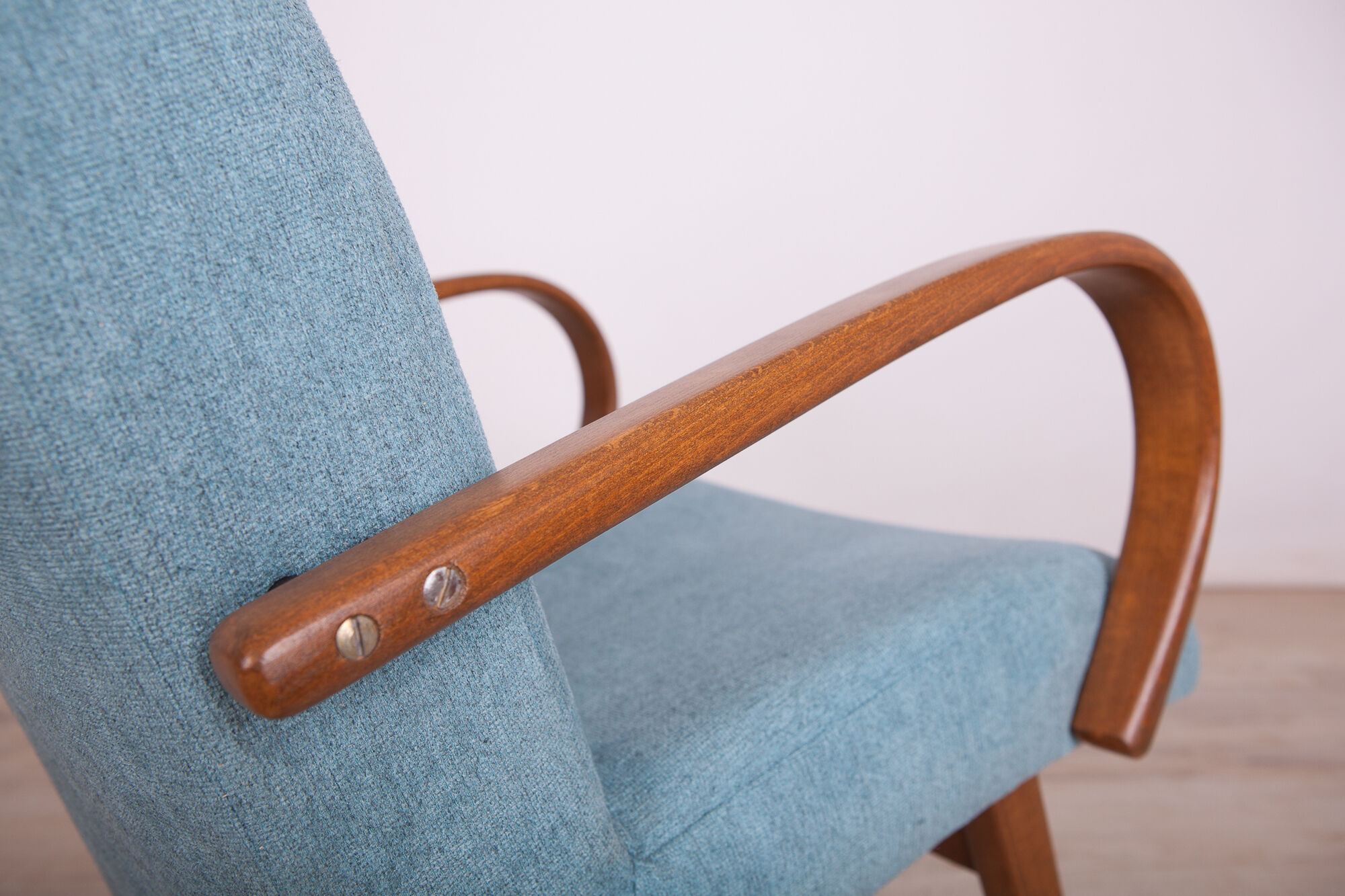 Vintage model 53 lounge chairs by Jaroslav Smidek for Ton, set of 2