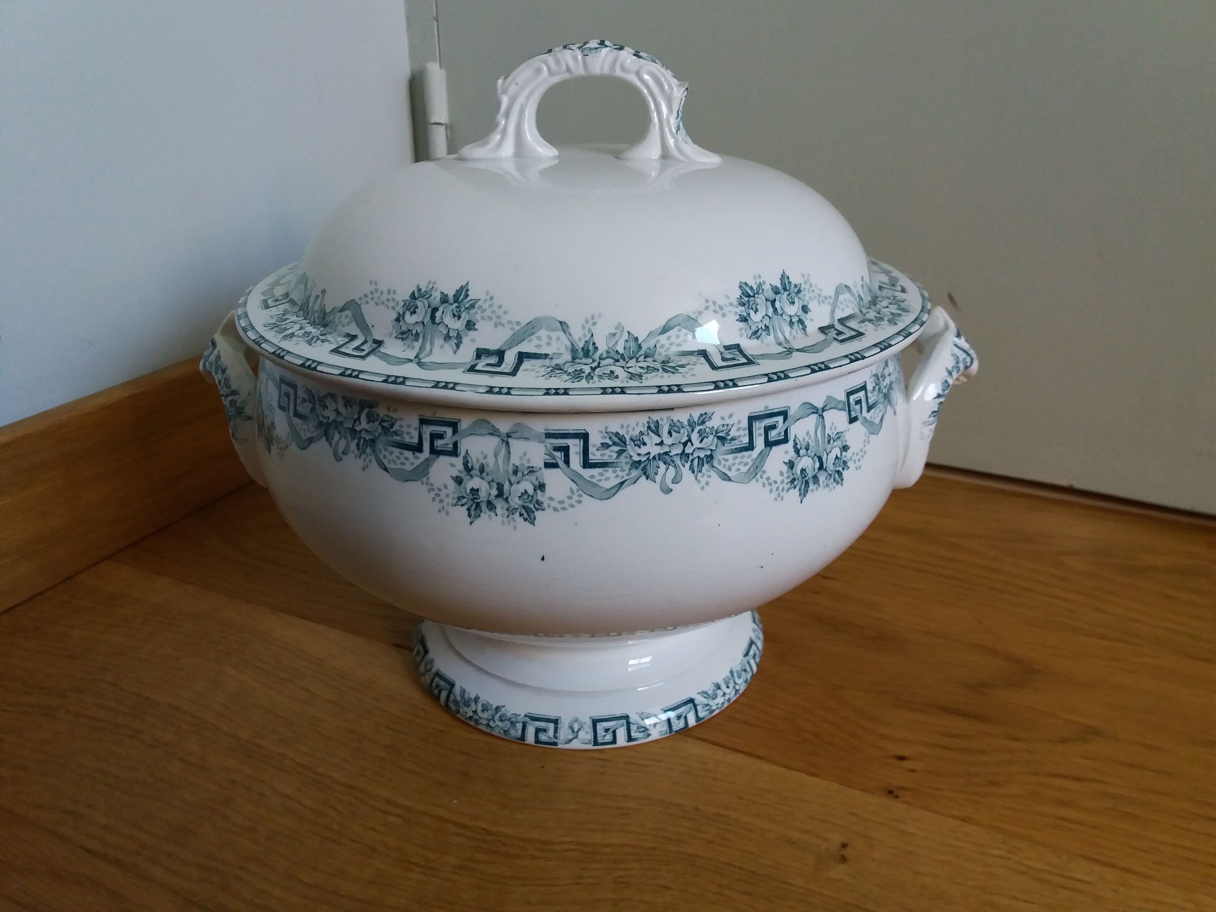 Iron Earth Soup Tureen Moulin des Loups and Hamage Athens Model