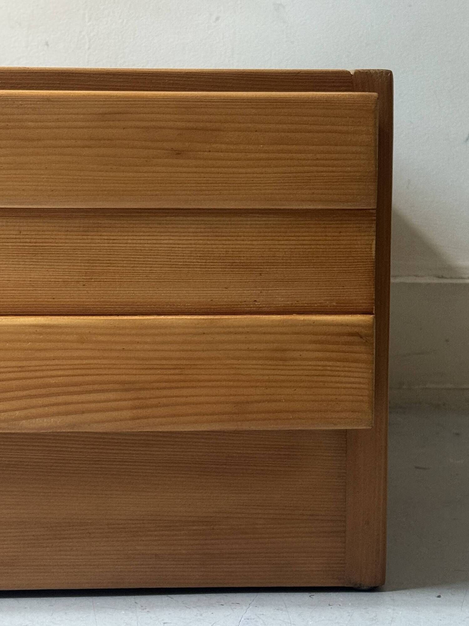 Low bedside table, accent table in elm wood, Maison Regain, France 1970.