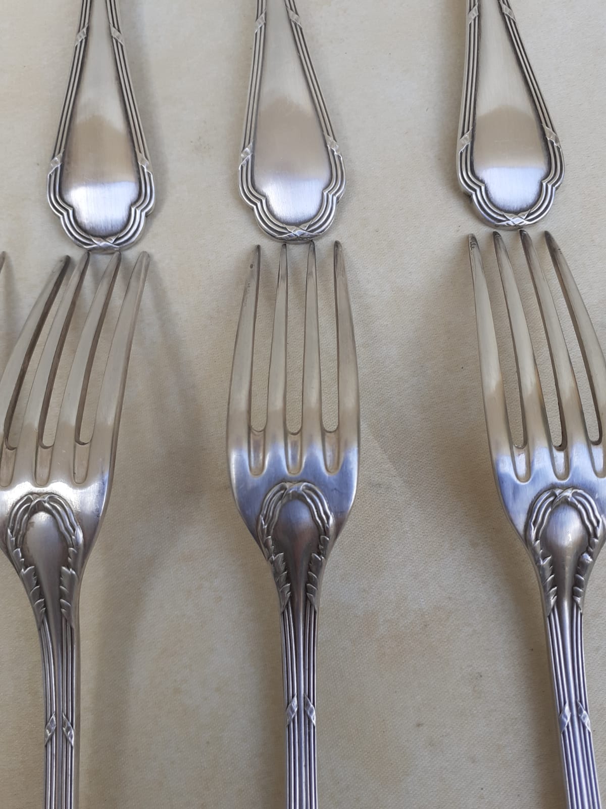 Housewife 12 forks and 12 tablespoons in silver metal
