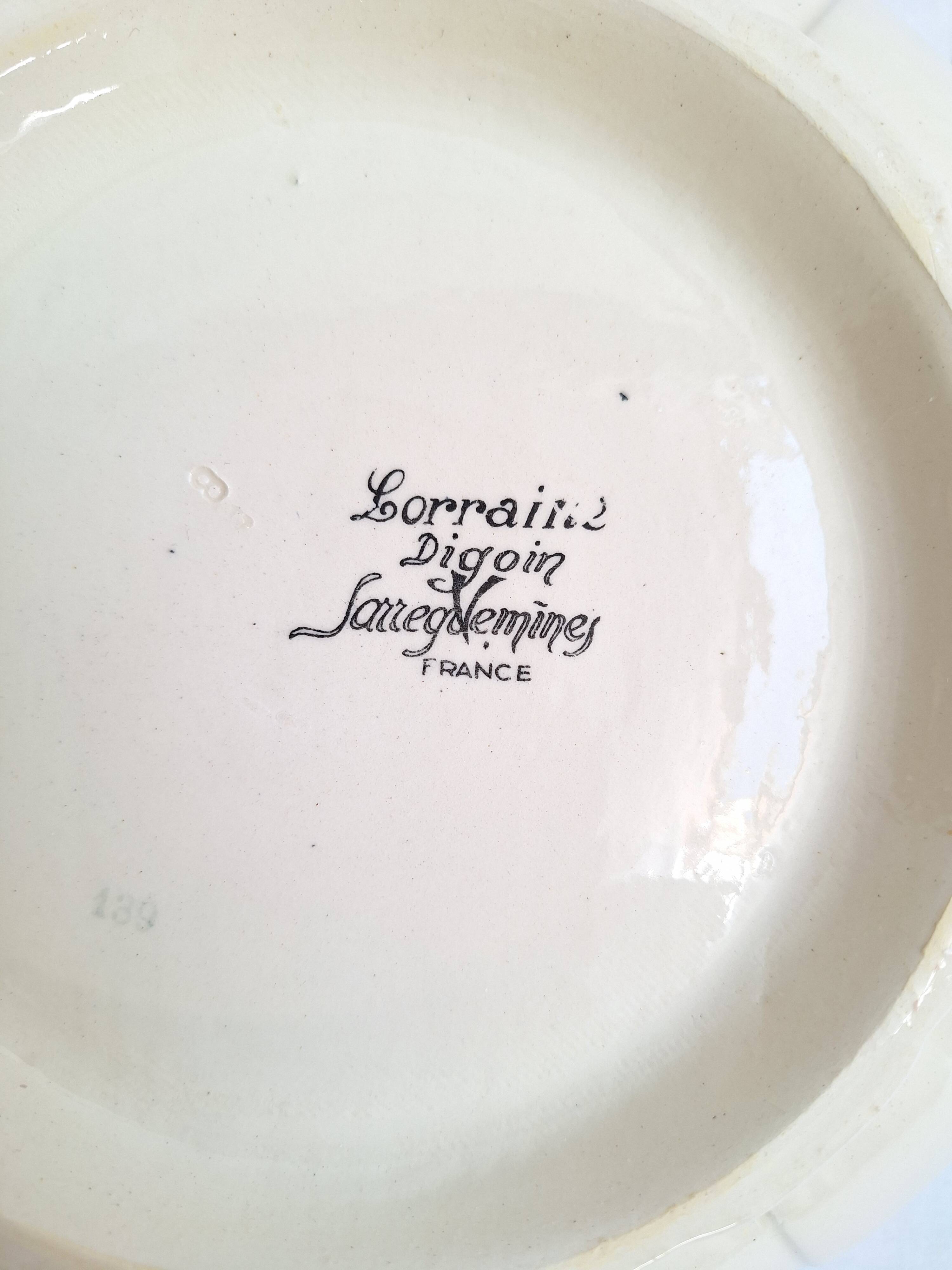 Digoin Sarreguemines Salad Bowl Model Lorraine