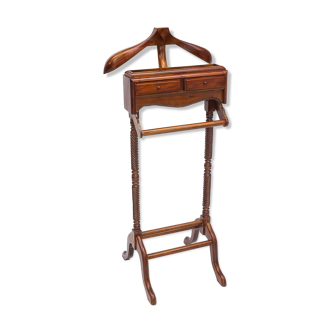 Servant of the Room, 1900