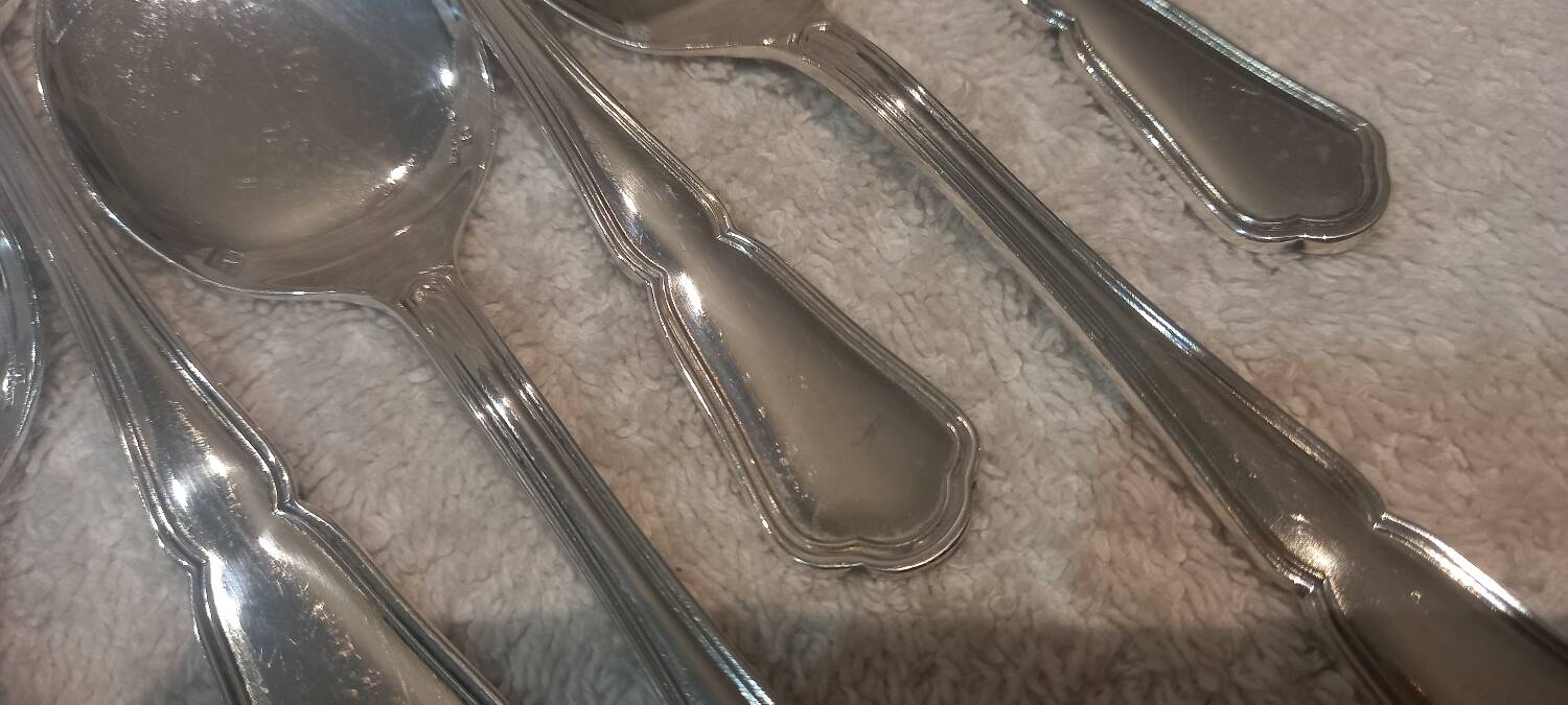 12 silver-plated ice cream scoops, Ercuis goldsmith, 13.7cm contours