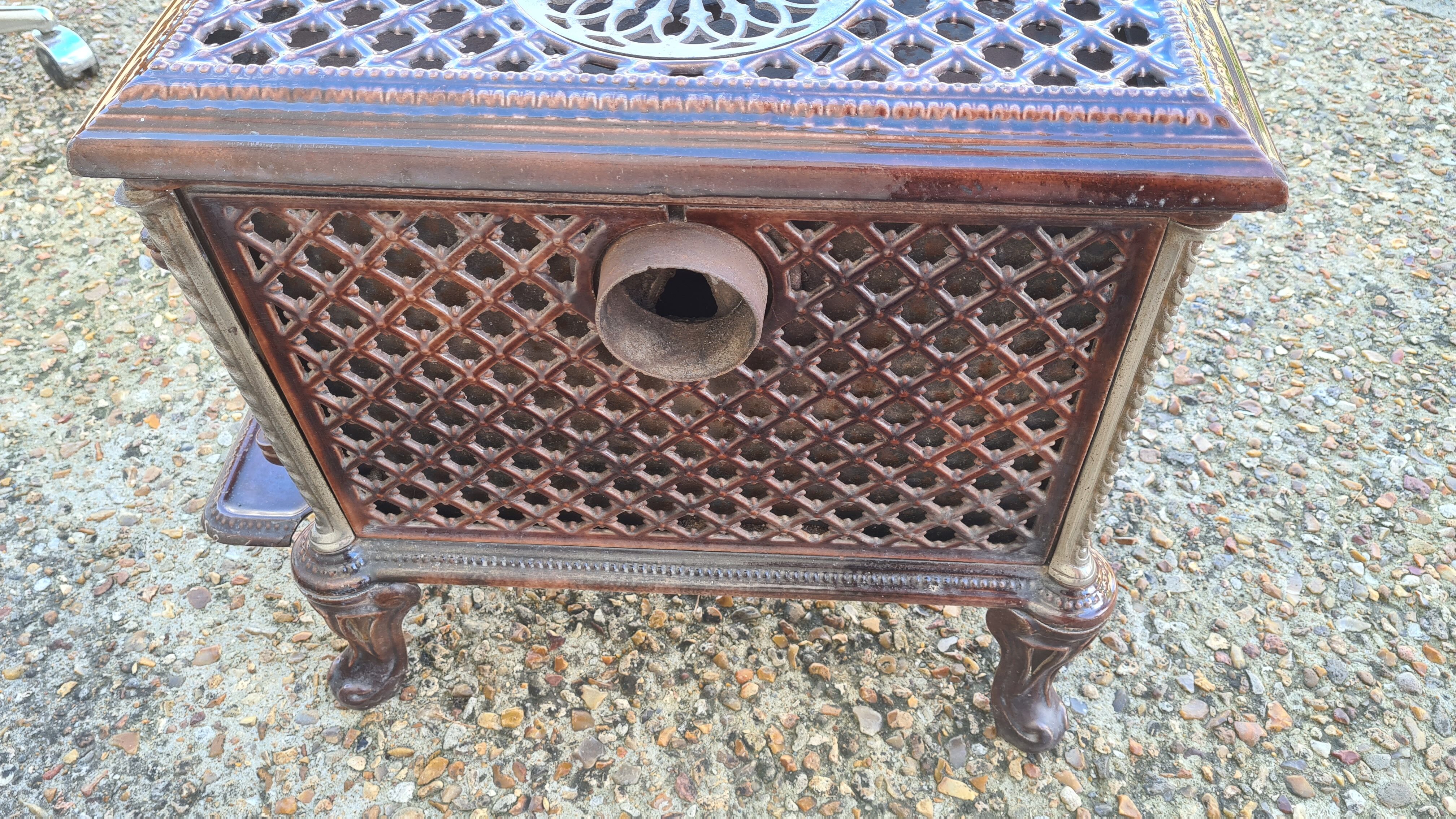 Godin enamelled wood stove