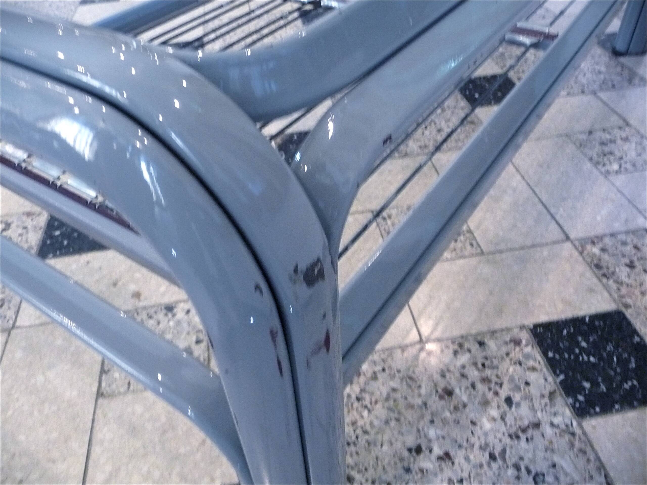 Two-Seater Leather and Steel Lounge Sofas by Gae Aulenti for Knoll International, 1970s, Set of 2