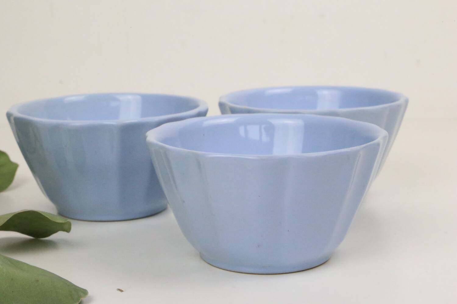 Set of 3 bowls or cups, unsigned