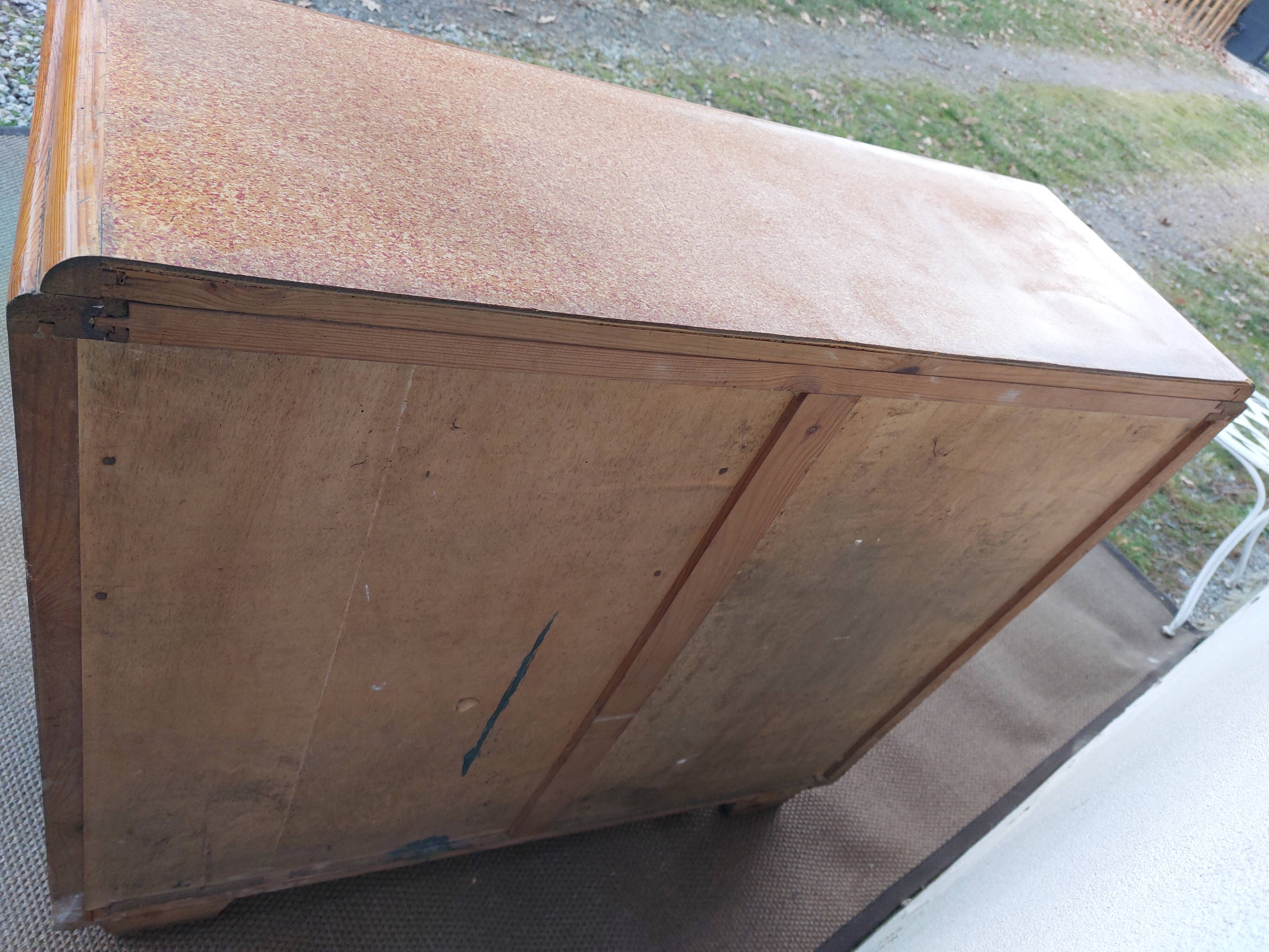 small Mado buffet, asymmetrical doors