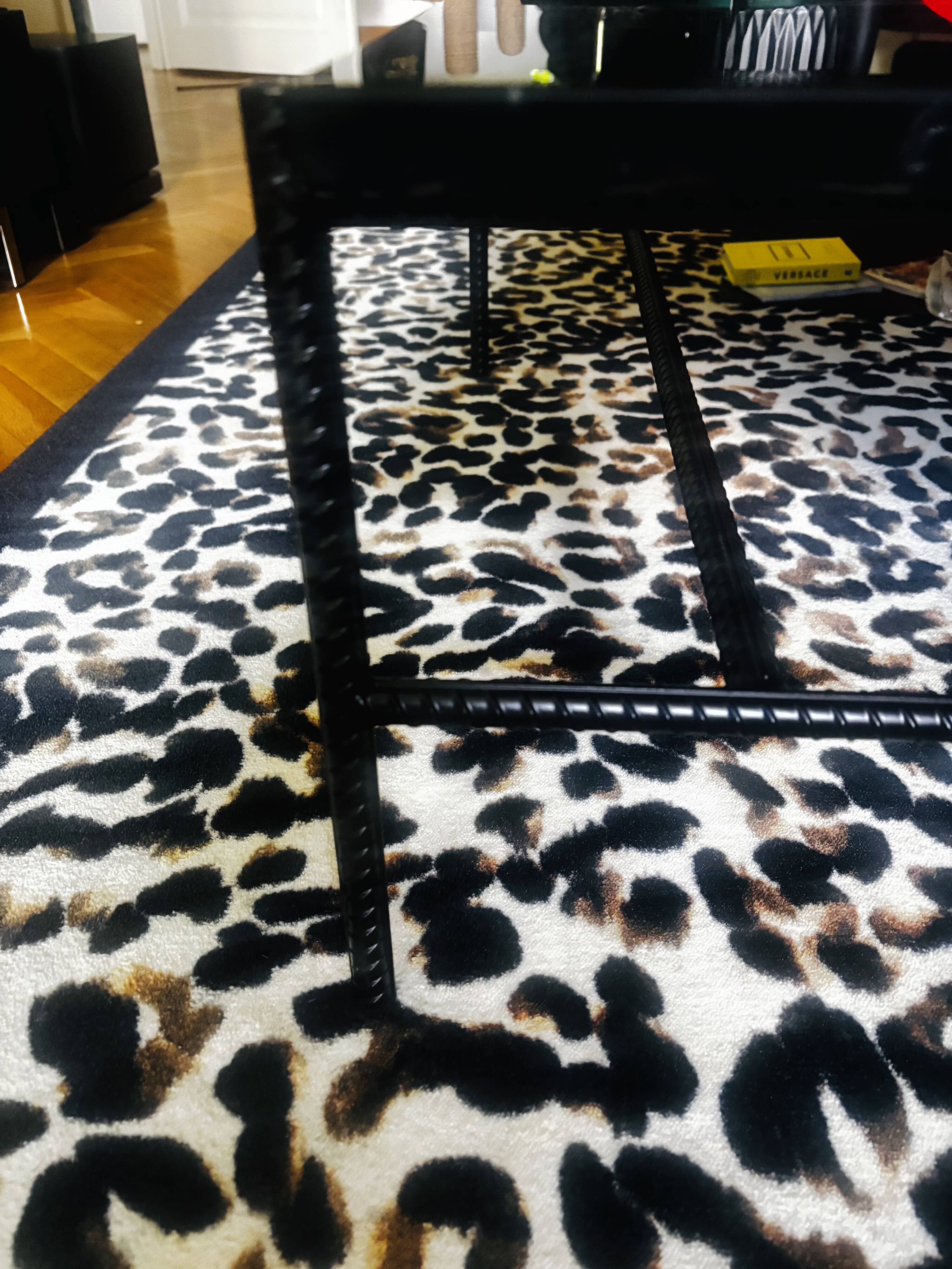Table basse carré rRebar
