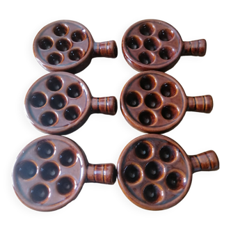 6 vintage snail pans