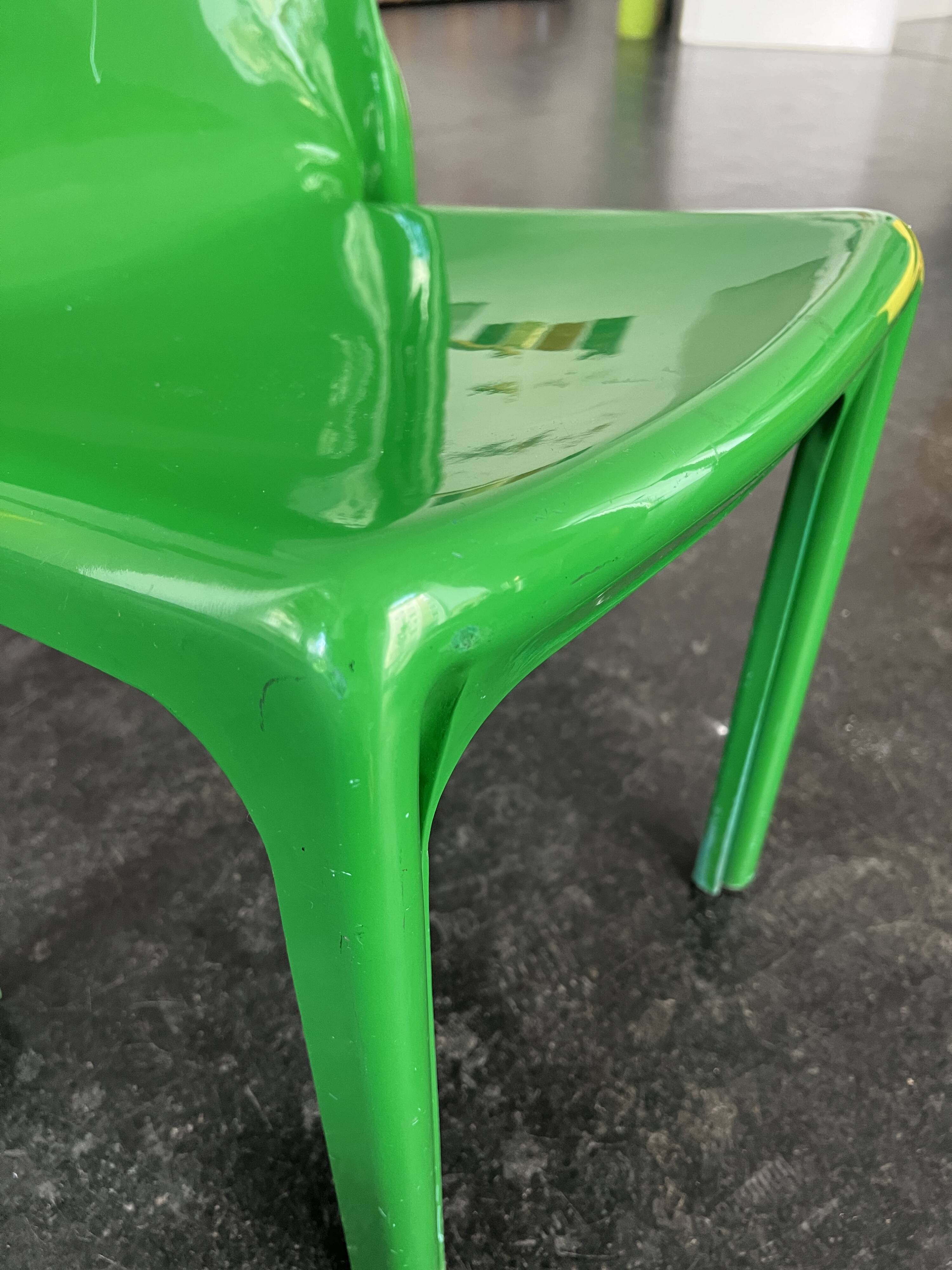 Green "Selene" chair by Vico Magistretti / Artemide
