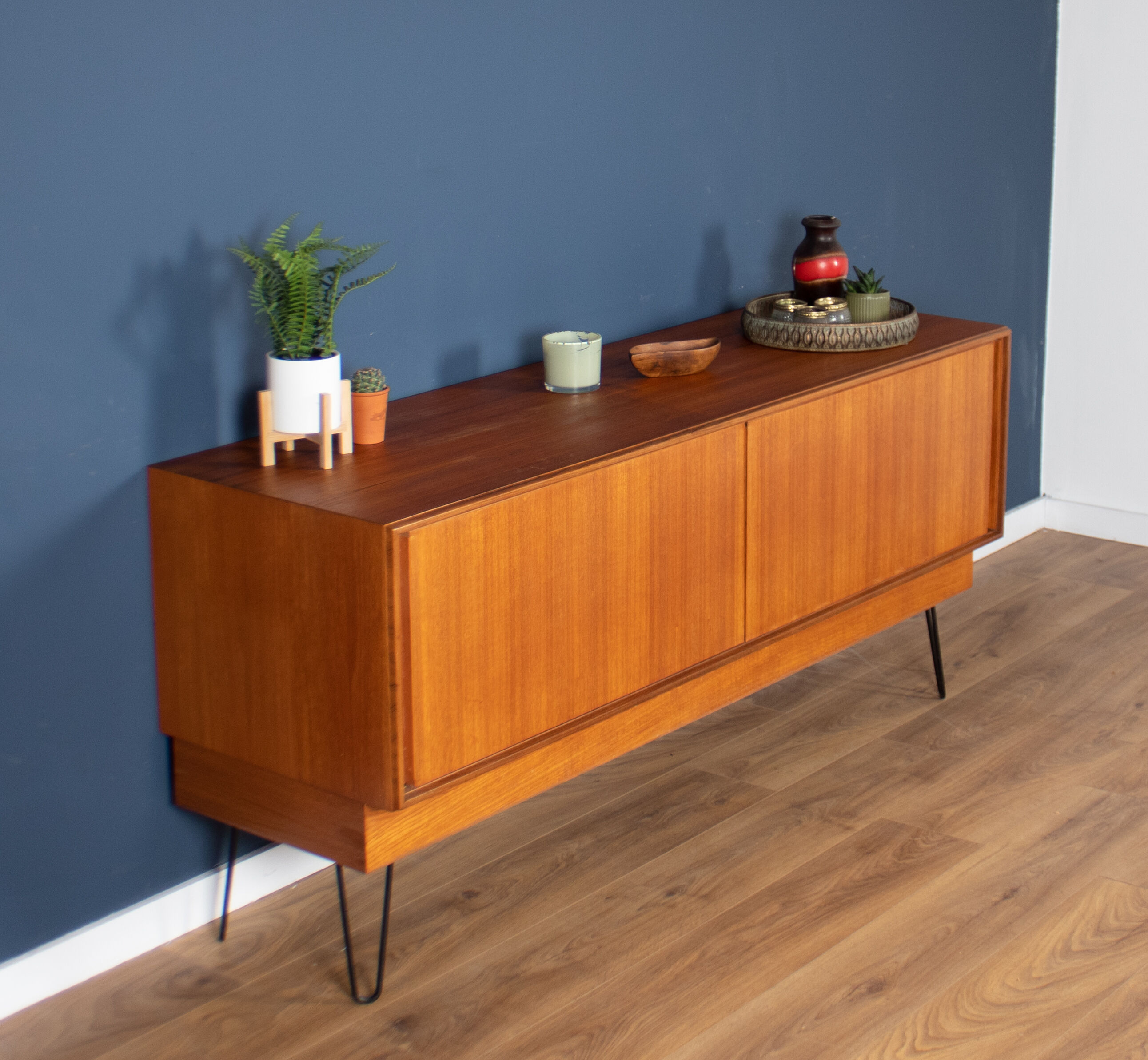 Retro teak 1960s G plan form five sideboard on hairpin legs