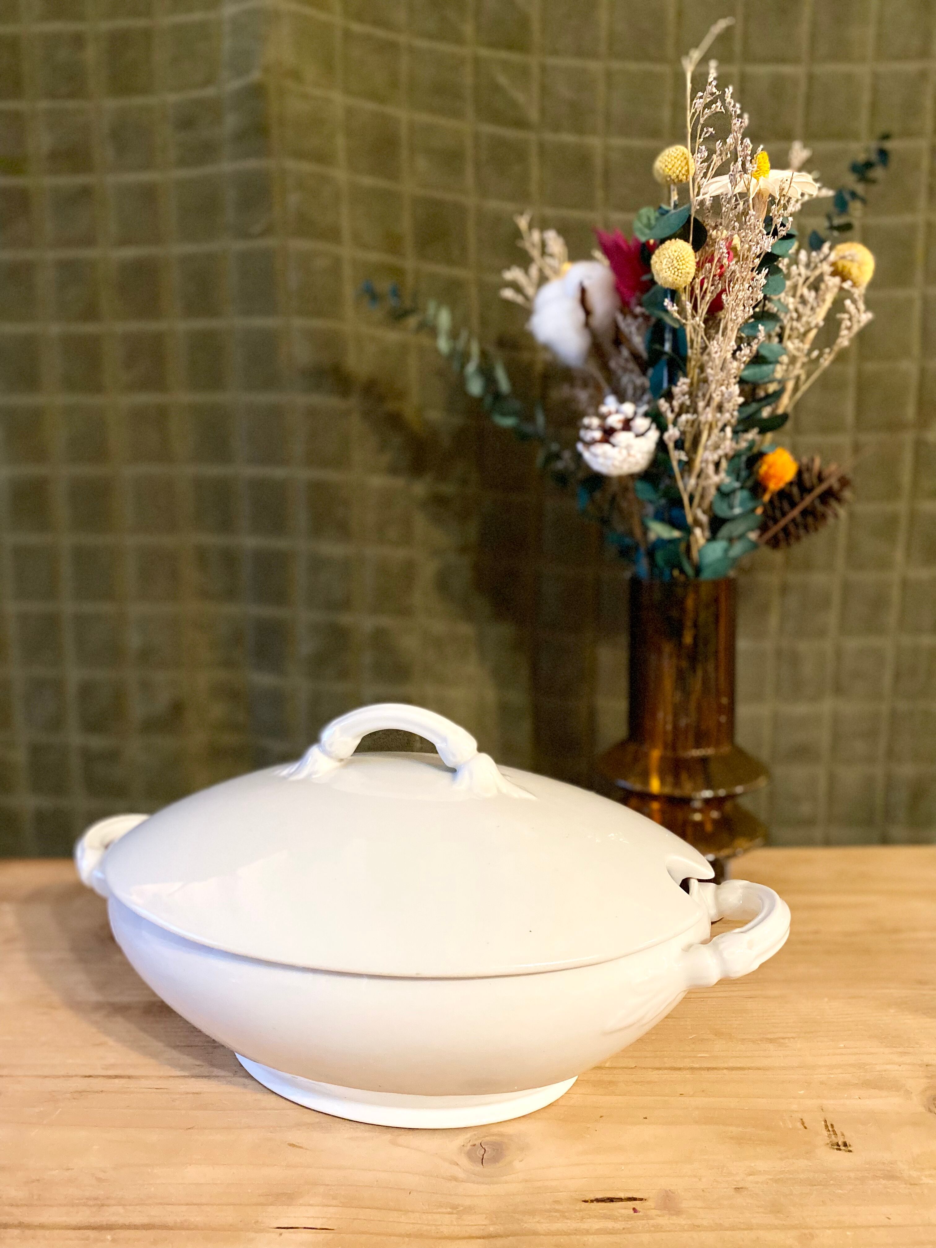 White tureen