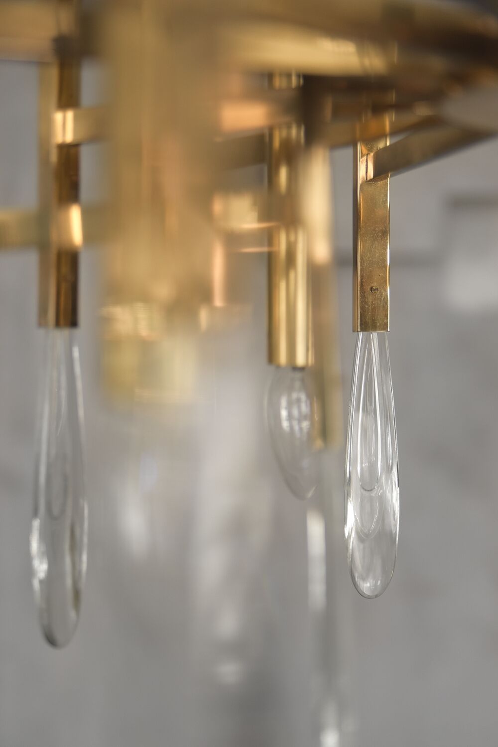 Italian brass chandelier with glass icicles from Sciolari, 1970