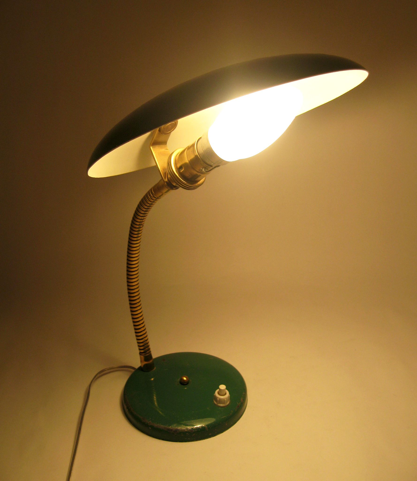 UFO desk lamp in green lacquered metal and brass