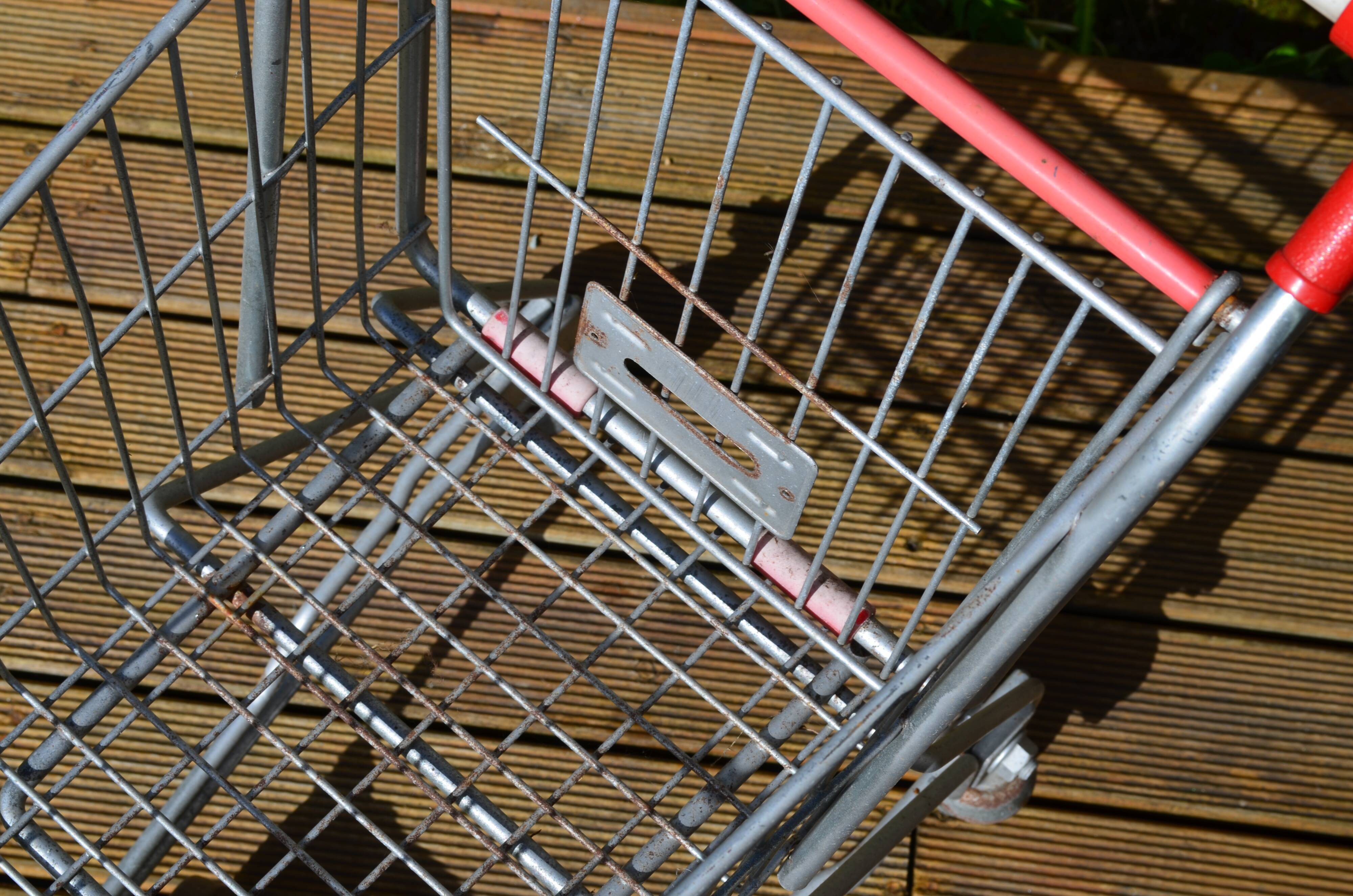 Caddie de supermarché pour enfant