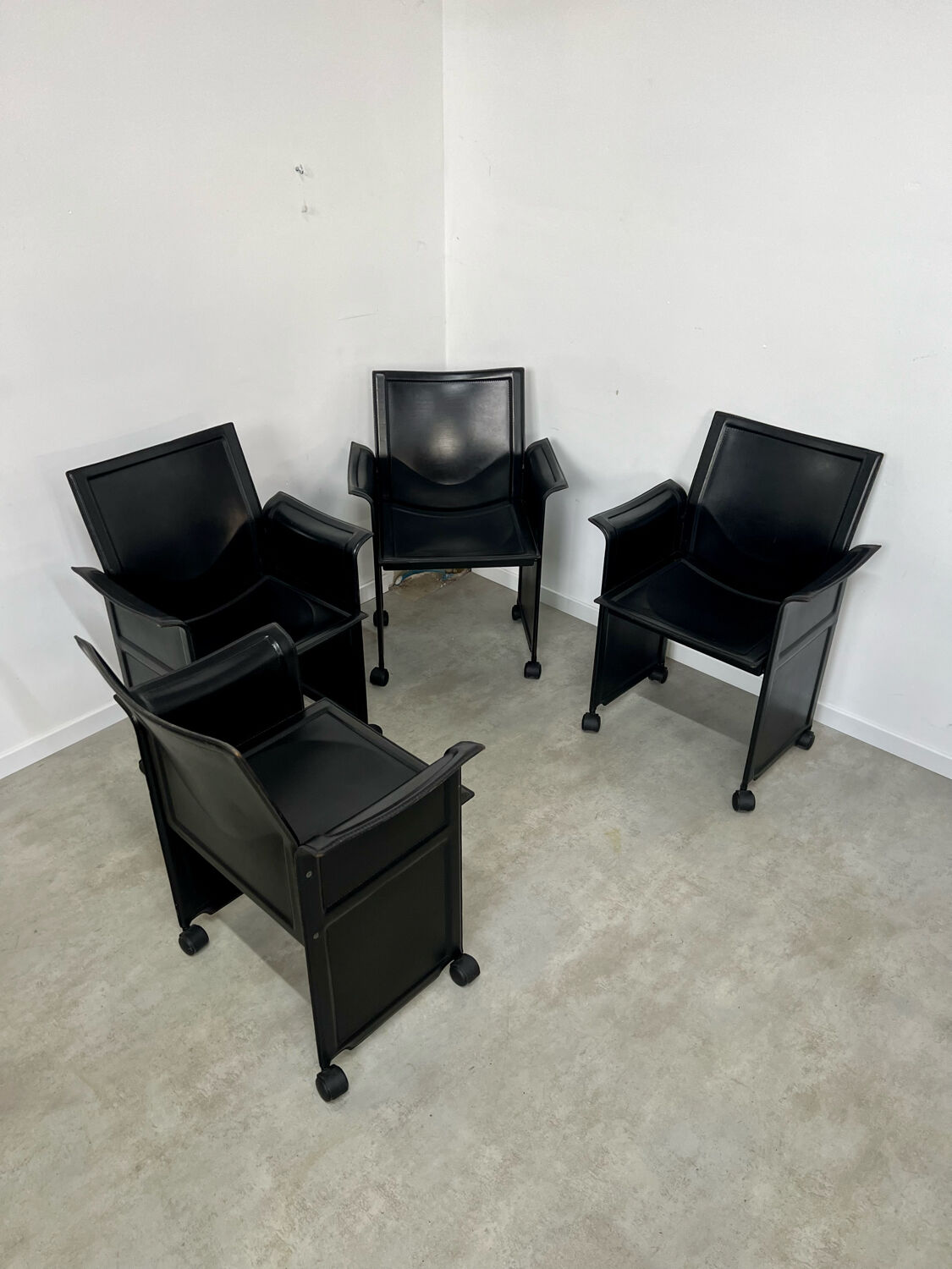 Lot 4 old armchairs "Korium" by Tito Agnoli for Matteo Grassi 1980