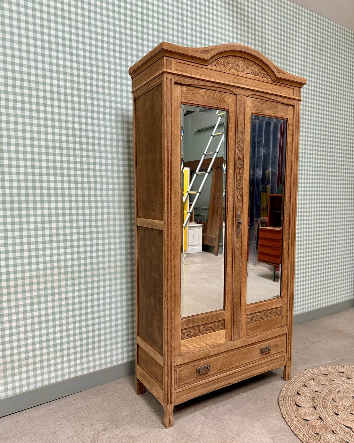 Art Deco oak wardrobe with mirrors (refurbished)