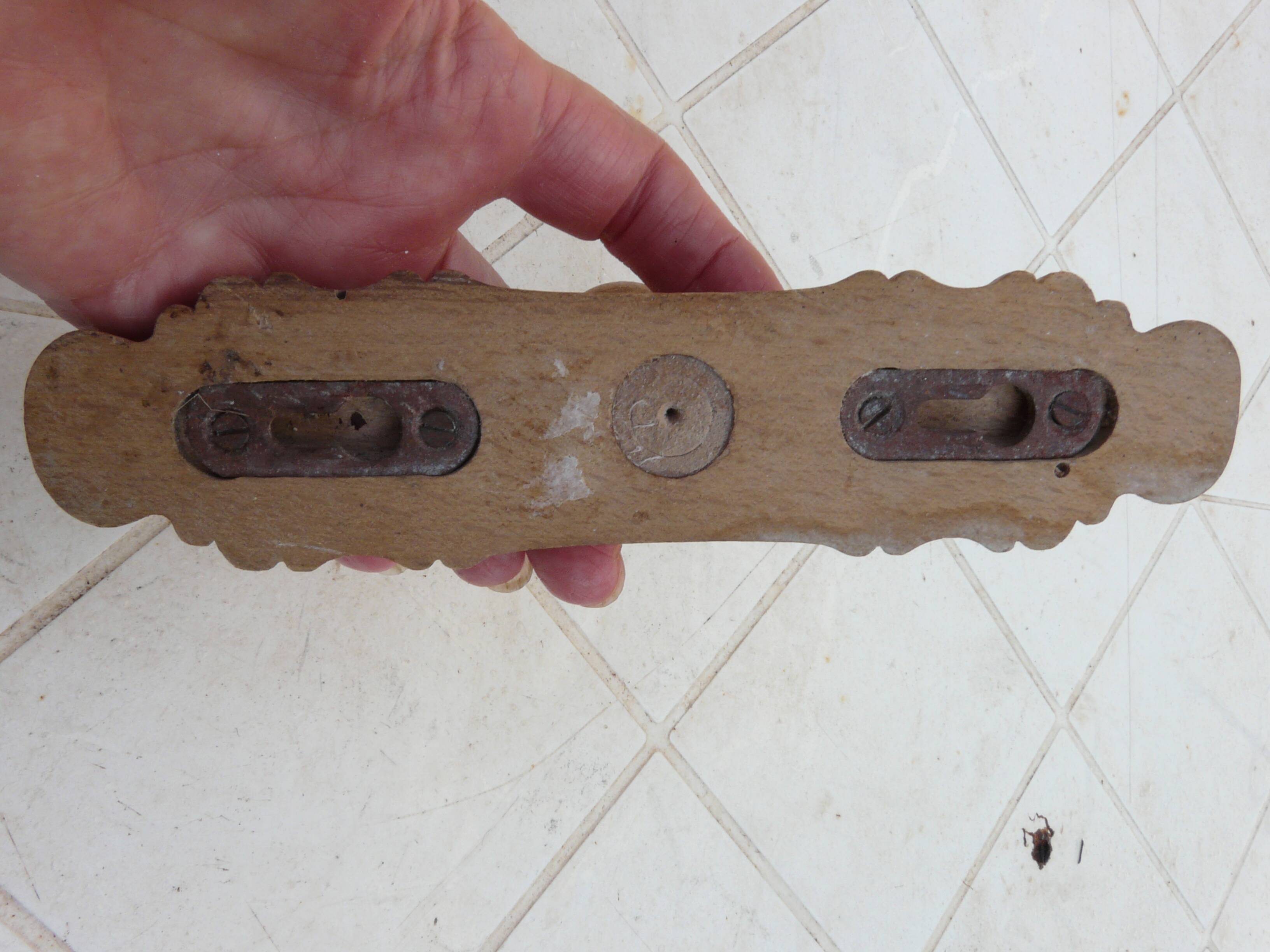 Wall-mounted coat rack circa 1940 in bamboo-style wood with 1 hook