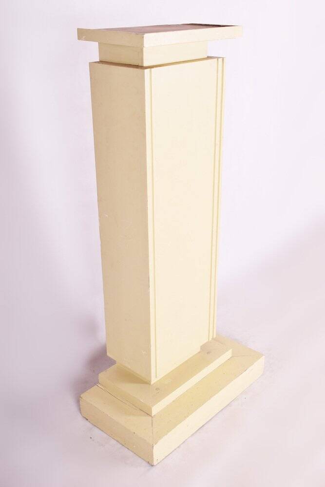 Art Deco Pedestal in Lacquered Wood, Czech, 1920s