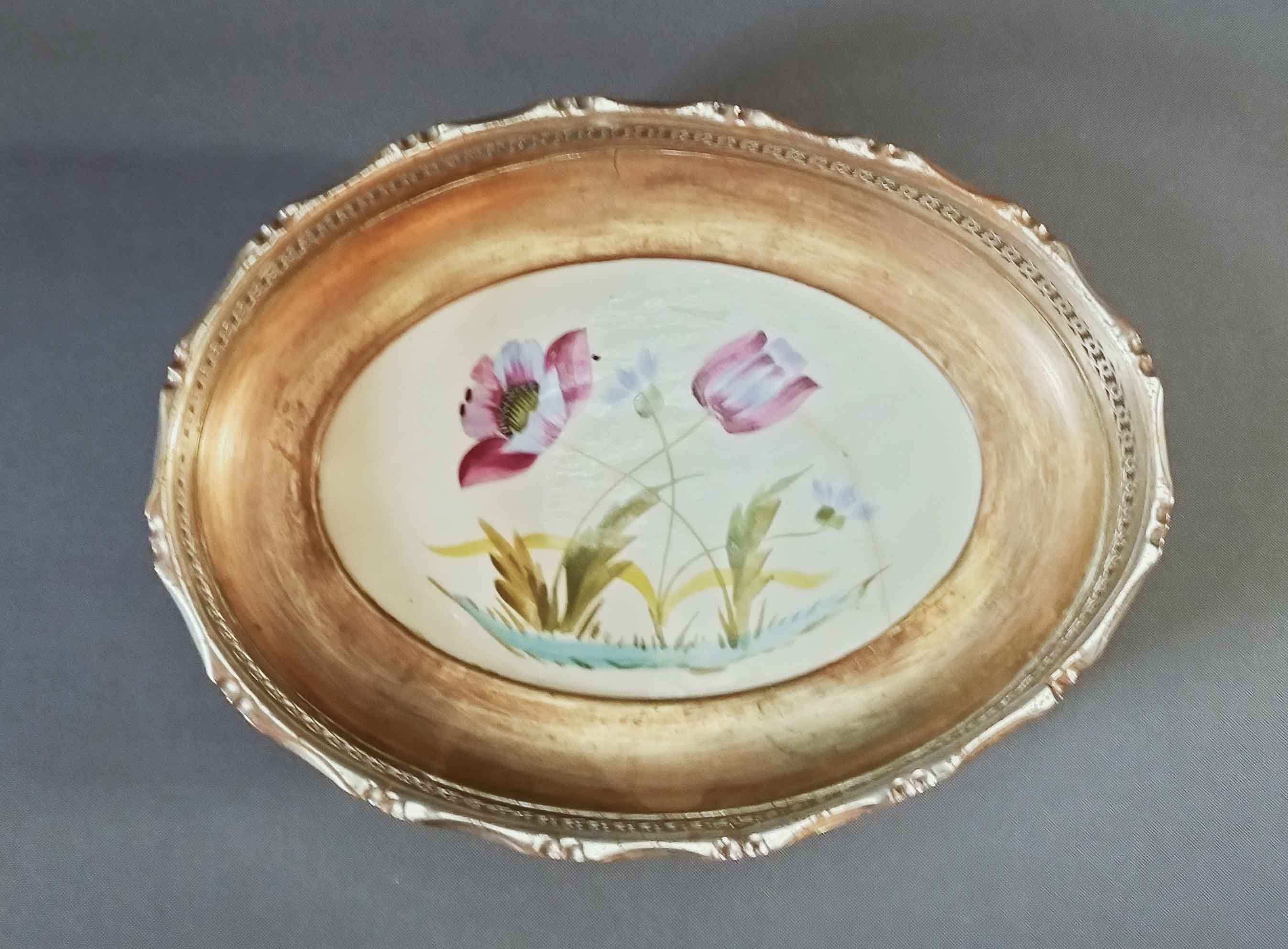 Bread or fruit basket metal and ceramic