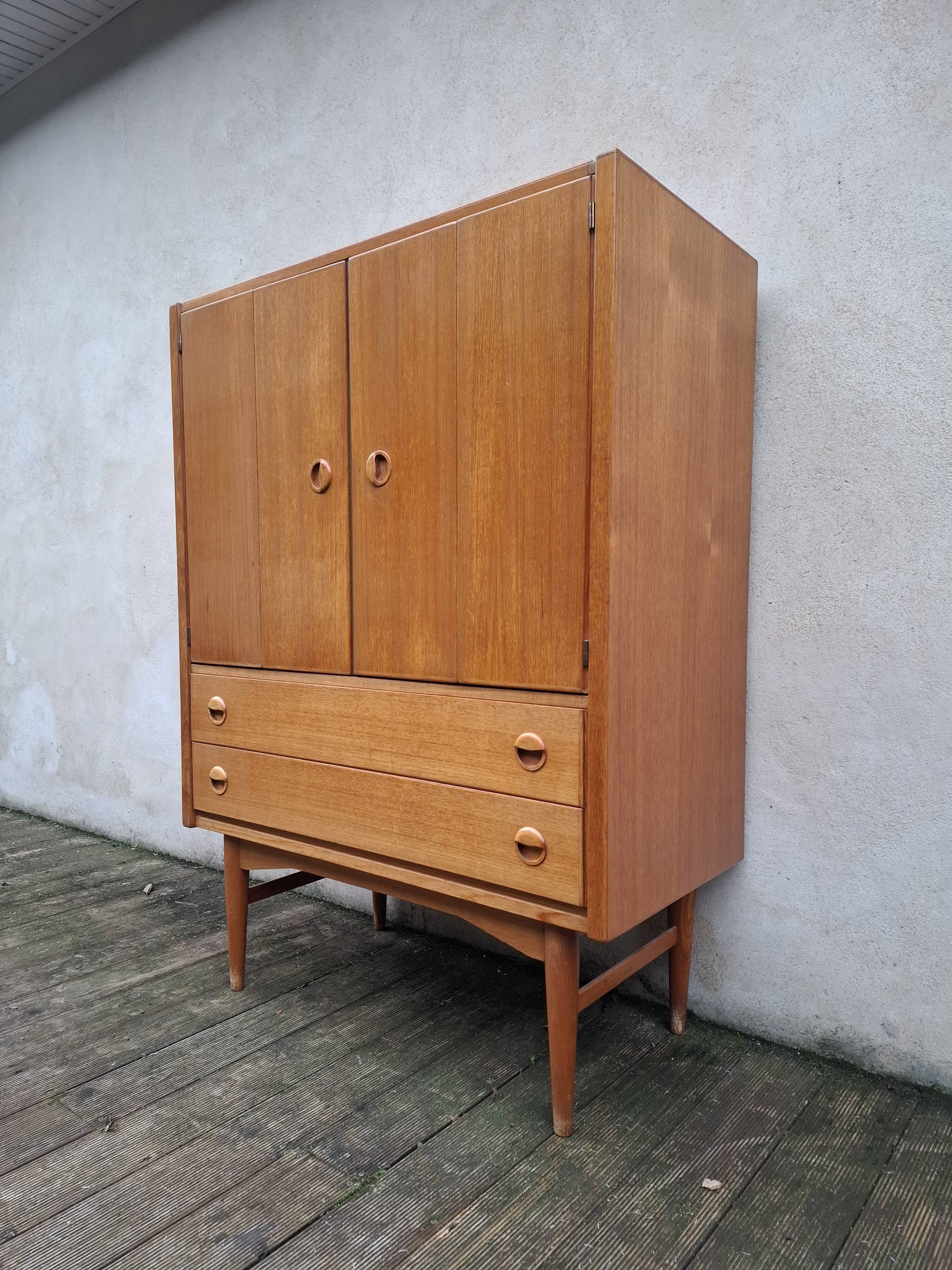 Armoire/secrétaire vintage