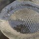 Grand plat en forme de poisson en verre transparent, made in france, vintage 1970