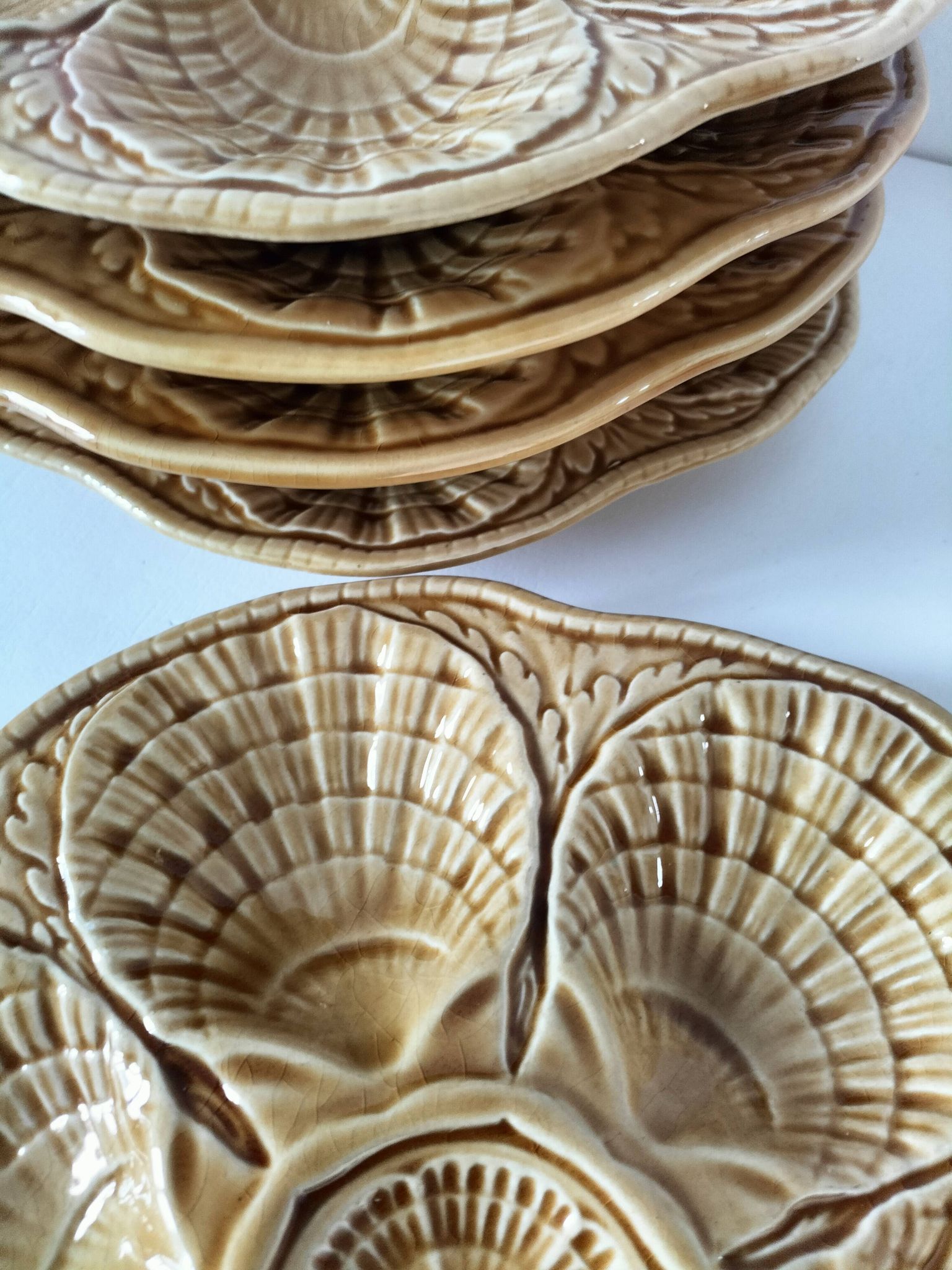5 Sarreguemines caramel shell plates, 1950s