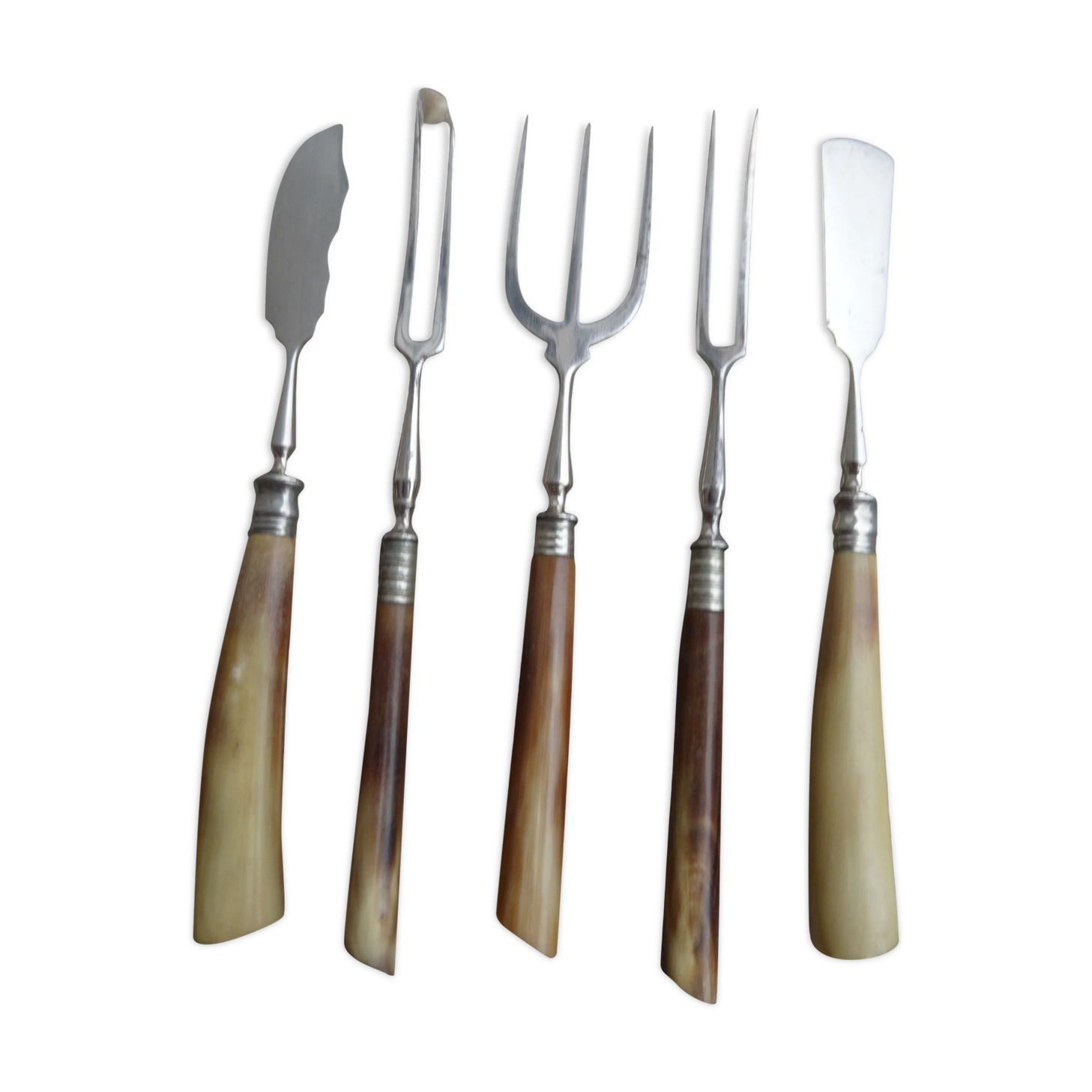 Set of 5 cutlery horn handle