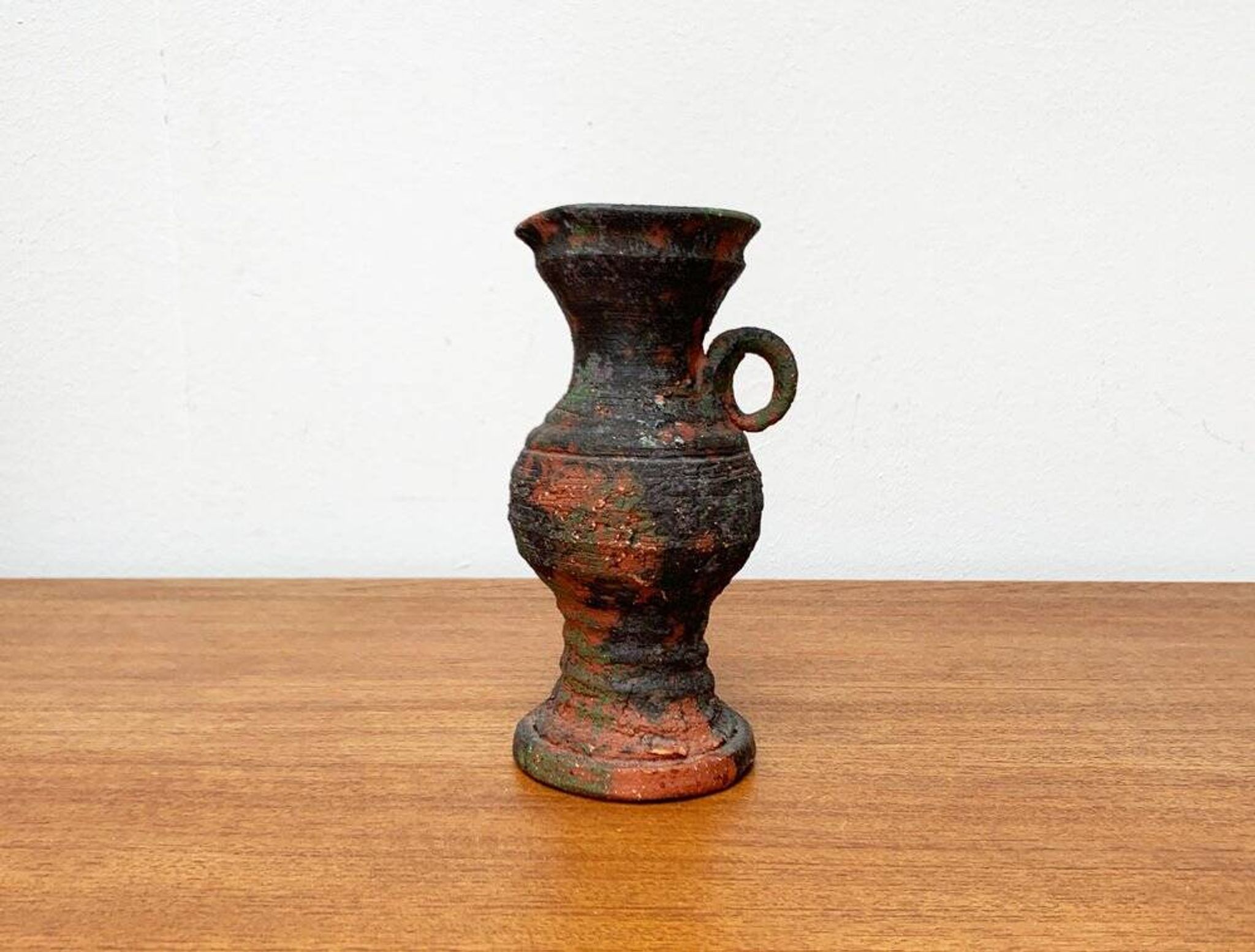 German brutalist carafe vase from the mid-century in the style of Gerhard Liebenthron, 1960s.