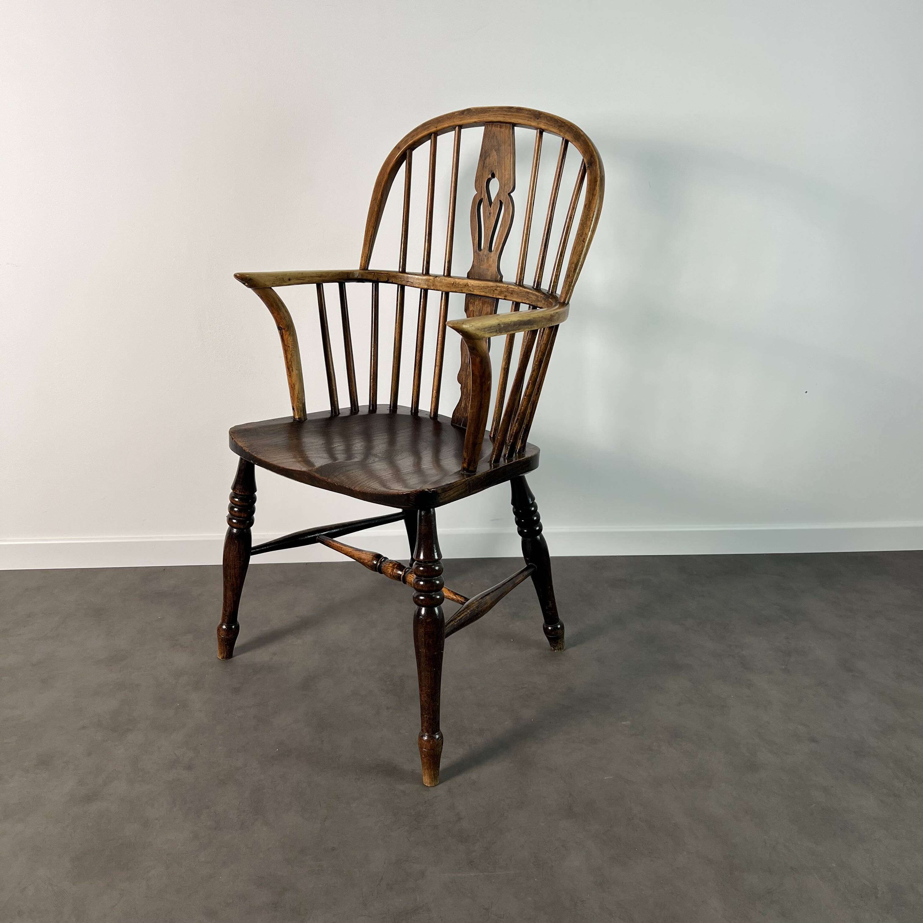 Windsor Low Back Armchair - Solid Elm with Curved Back, 19th Century
